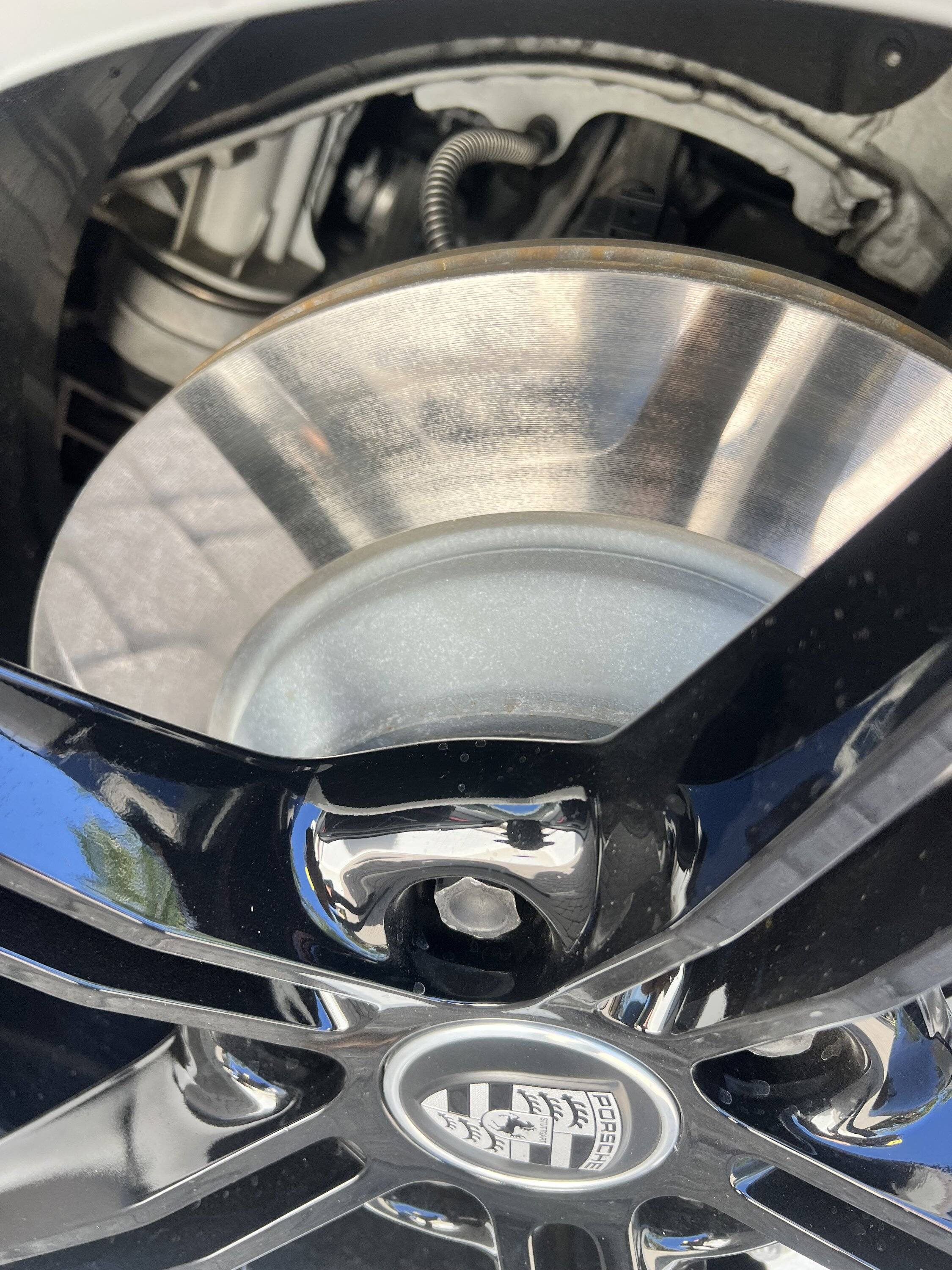 Porsche Taycan Cleaning Taycan Brake Discs IMG_5719