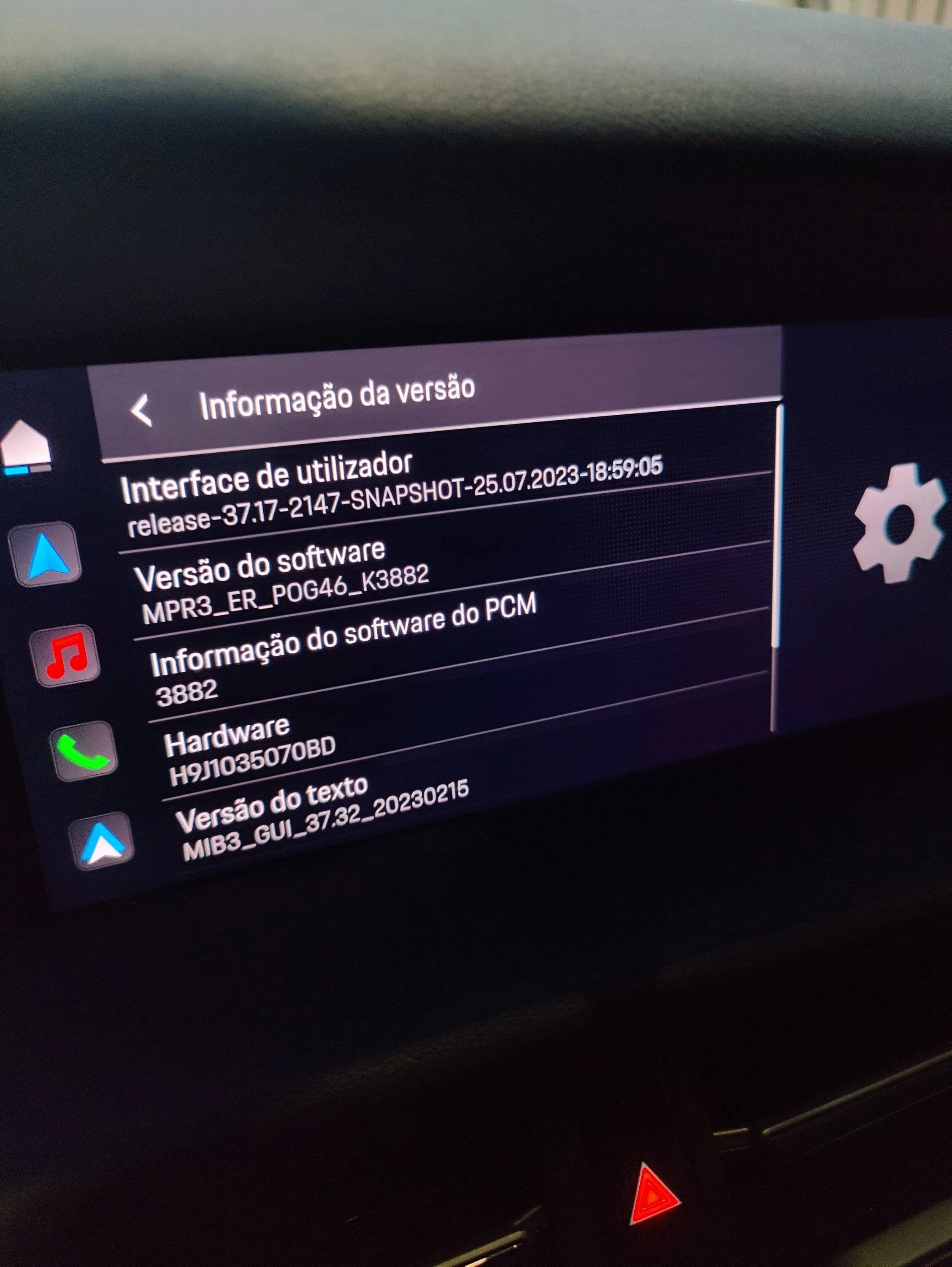 Porsche Taycan PCM Stuck on Porsche screen IMG20231114174003