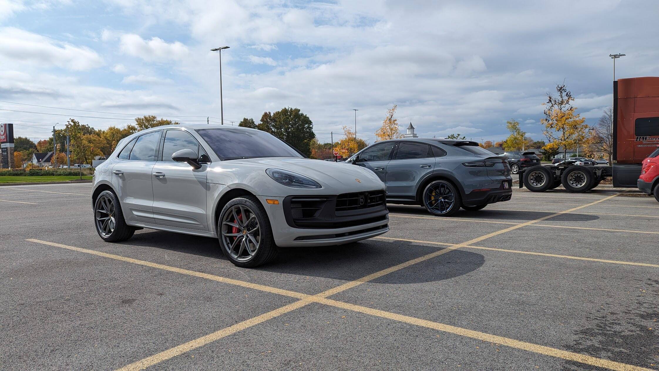 Porsche Taycan "VW delays new Porsche Macan EV platform, cuts jobs as software struggles persist" - Article 1700050261088