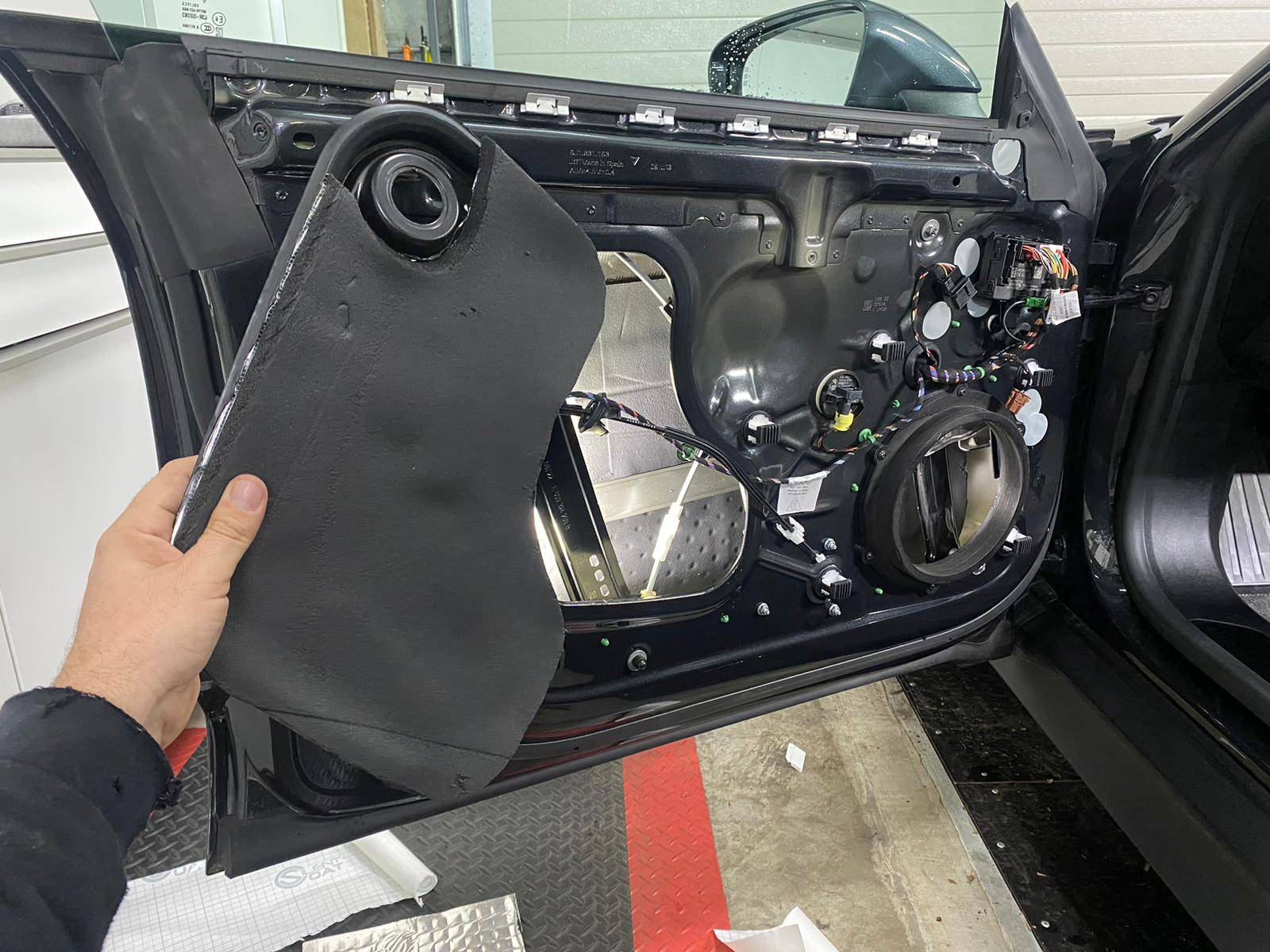 Porsche Taycan Subwoofer upgraded! PHOTO-2023-11-15-11-39-05 2023-11-17 15_05_48
