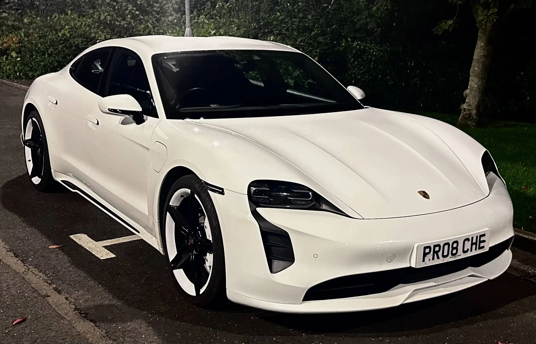 Porsche Taycan Car Delivered - but plain white instead of CWM 28BC39AF-D0EB-4F36-837C-EB0390FB69F4