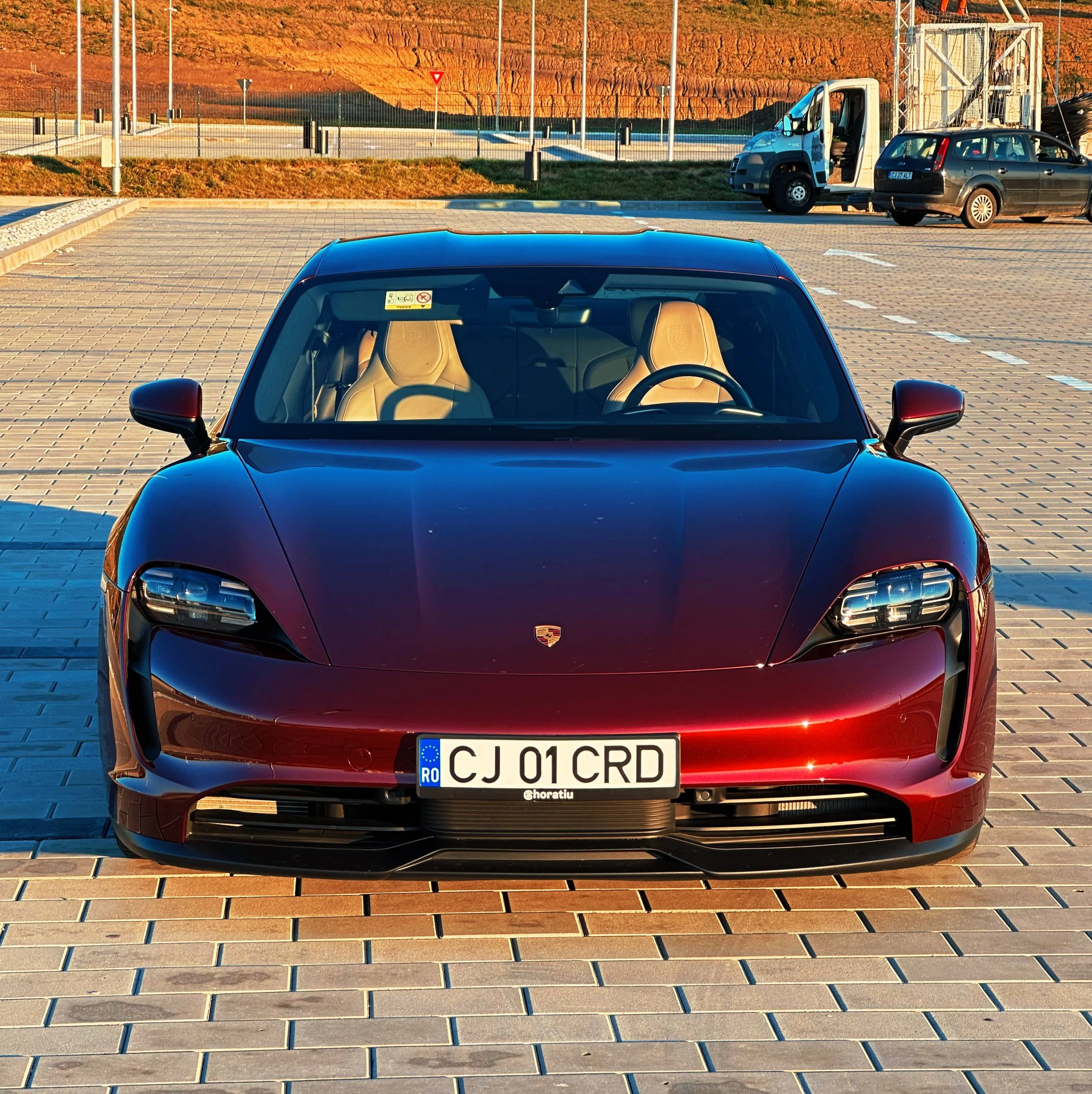 Porsche Taycan CHERRY METALLIC Taycan Club 5A0DD296-690B-4846-89CD-2C7A62263742