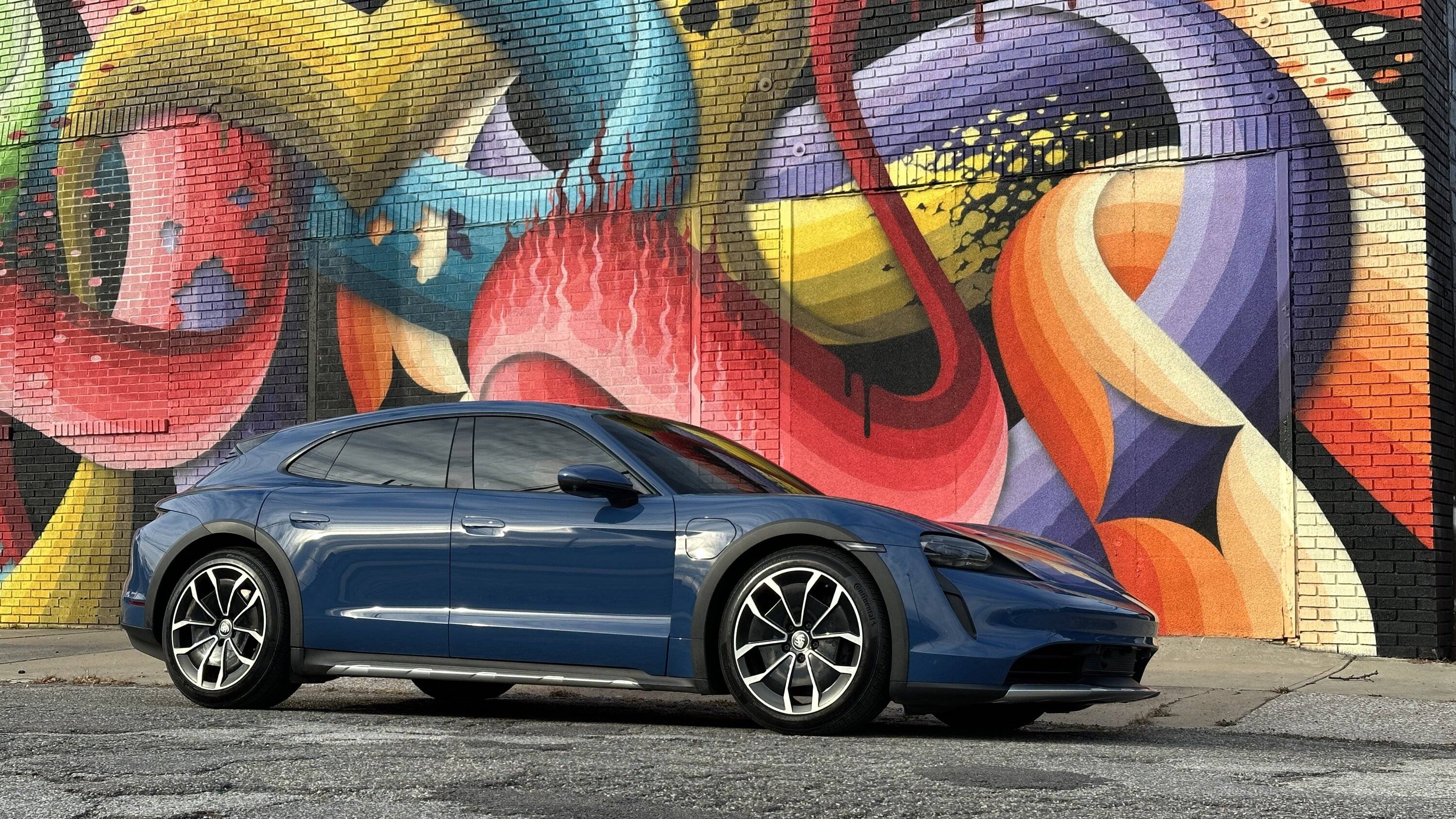 Porsche Taycan NEPTUNE BLUE Taycan Club IMG_5727.JPG
