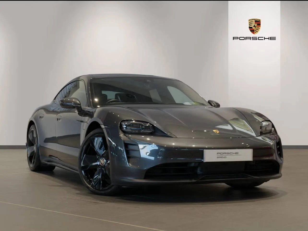 Porsche Taycan VOLCANO GREY Taycan Club IMG_2637