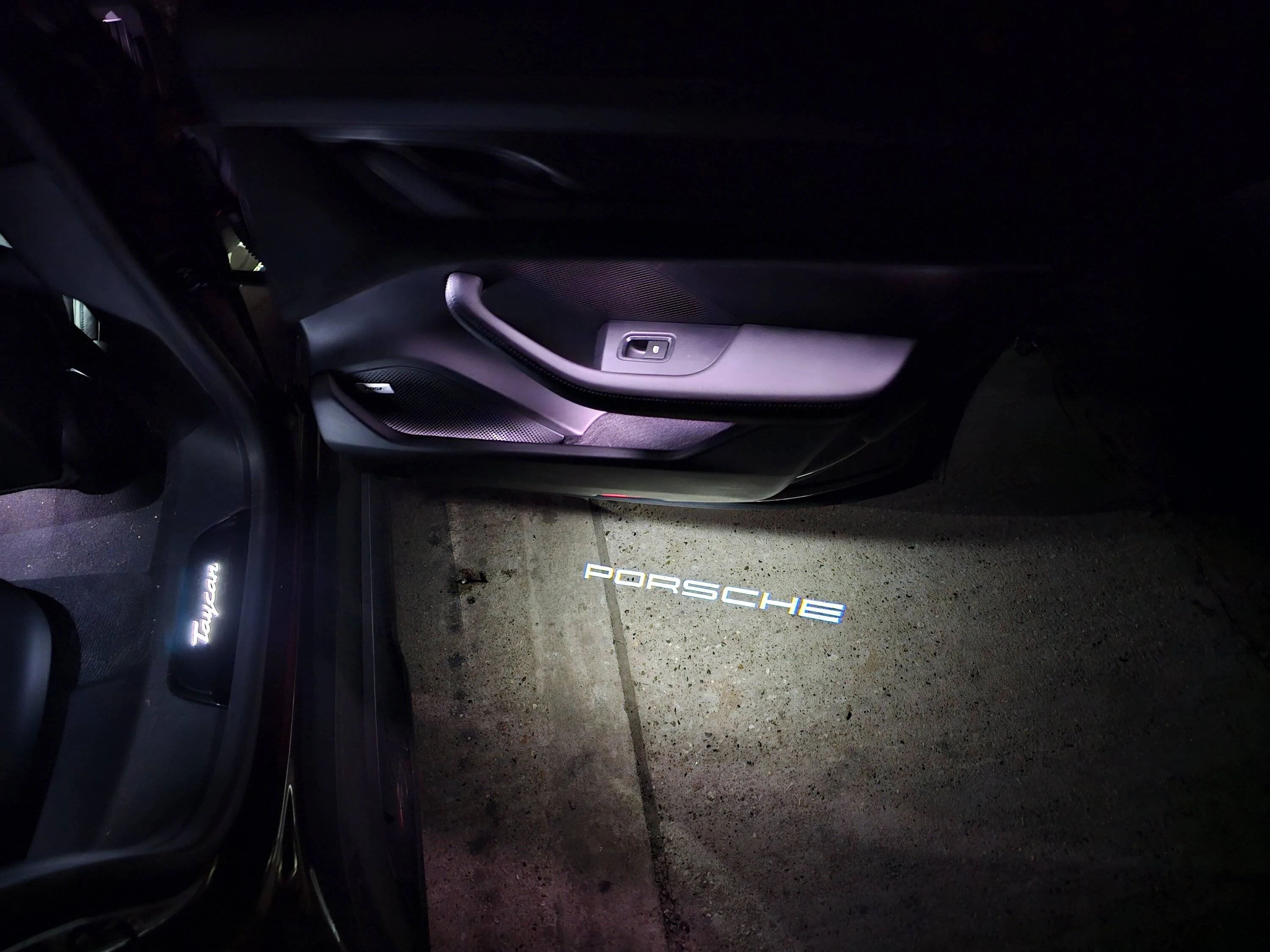 Porsche Taycan Tart-tastic door courtesy/puddle lights 1000029441