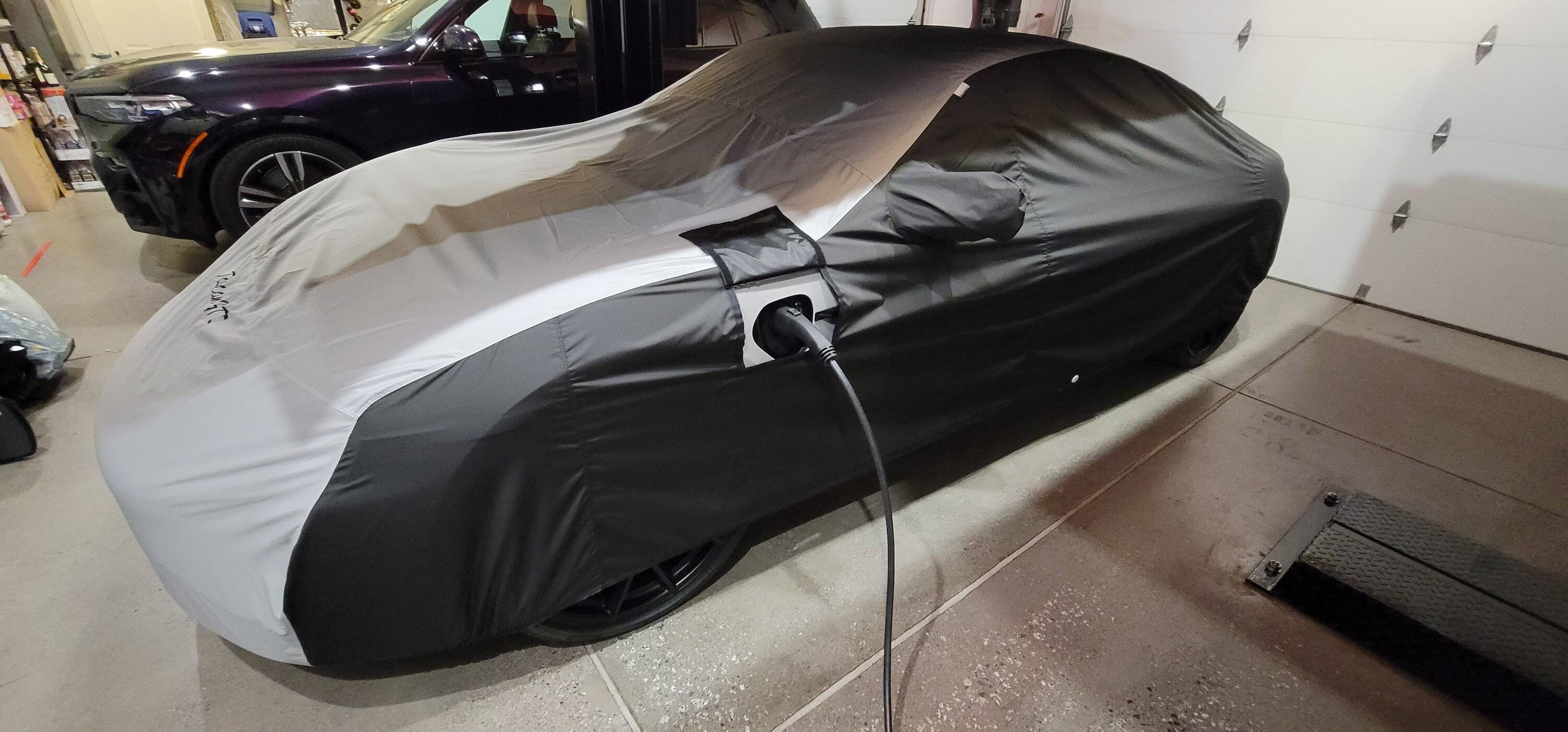 Porsche Taycan Car cover for Cross Turismo? 1000022439