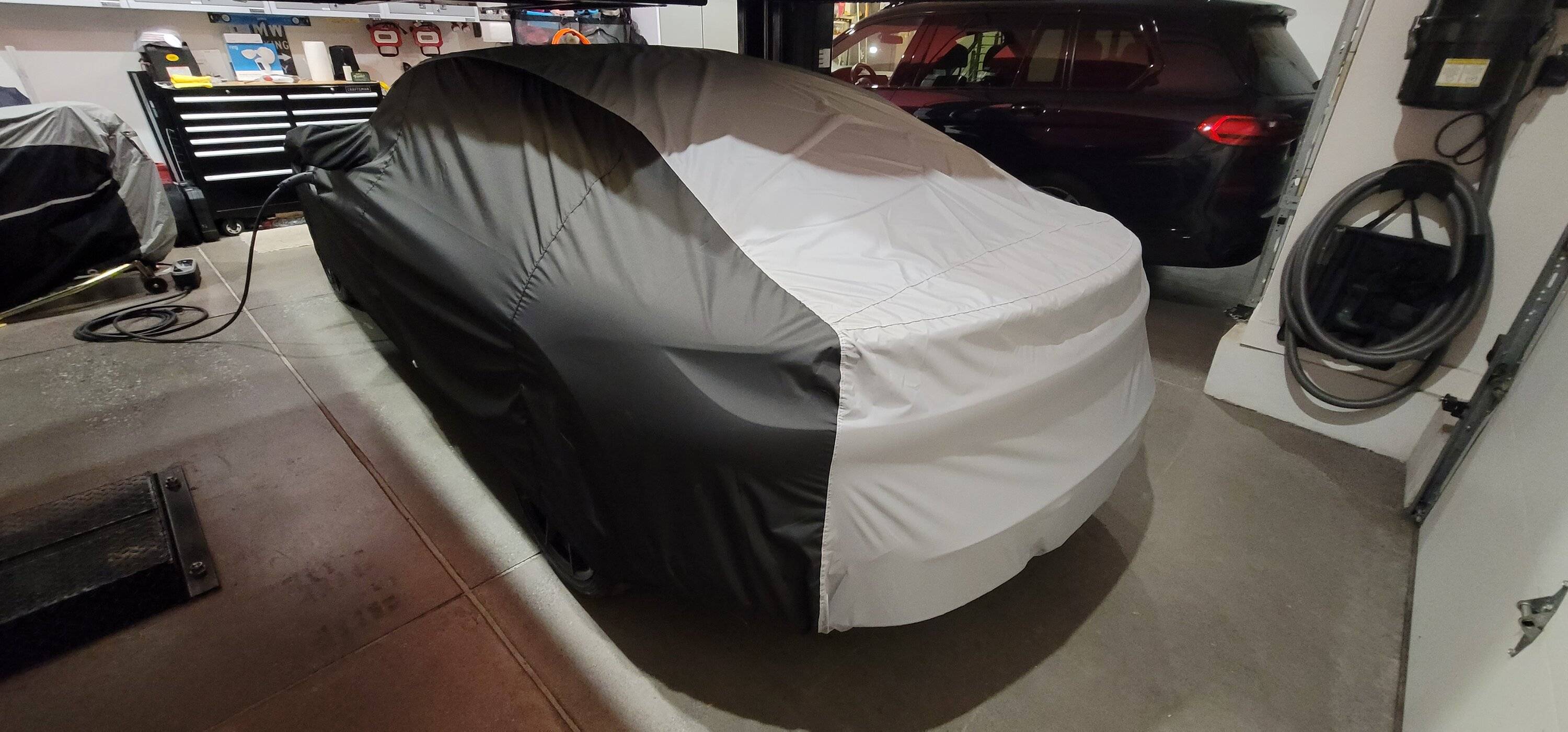 Porsche Taycan Car cover for Cross Turismo? 1000022440