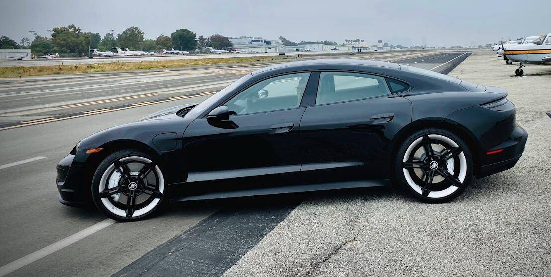 Porsche Taycan For Sale | 2022 Taycan Black/Black Premium | $85k Screenshot 2024-01-03 at 9.44.07 AM