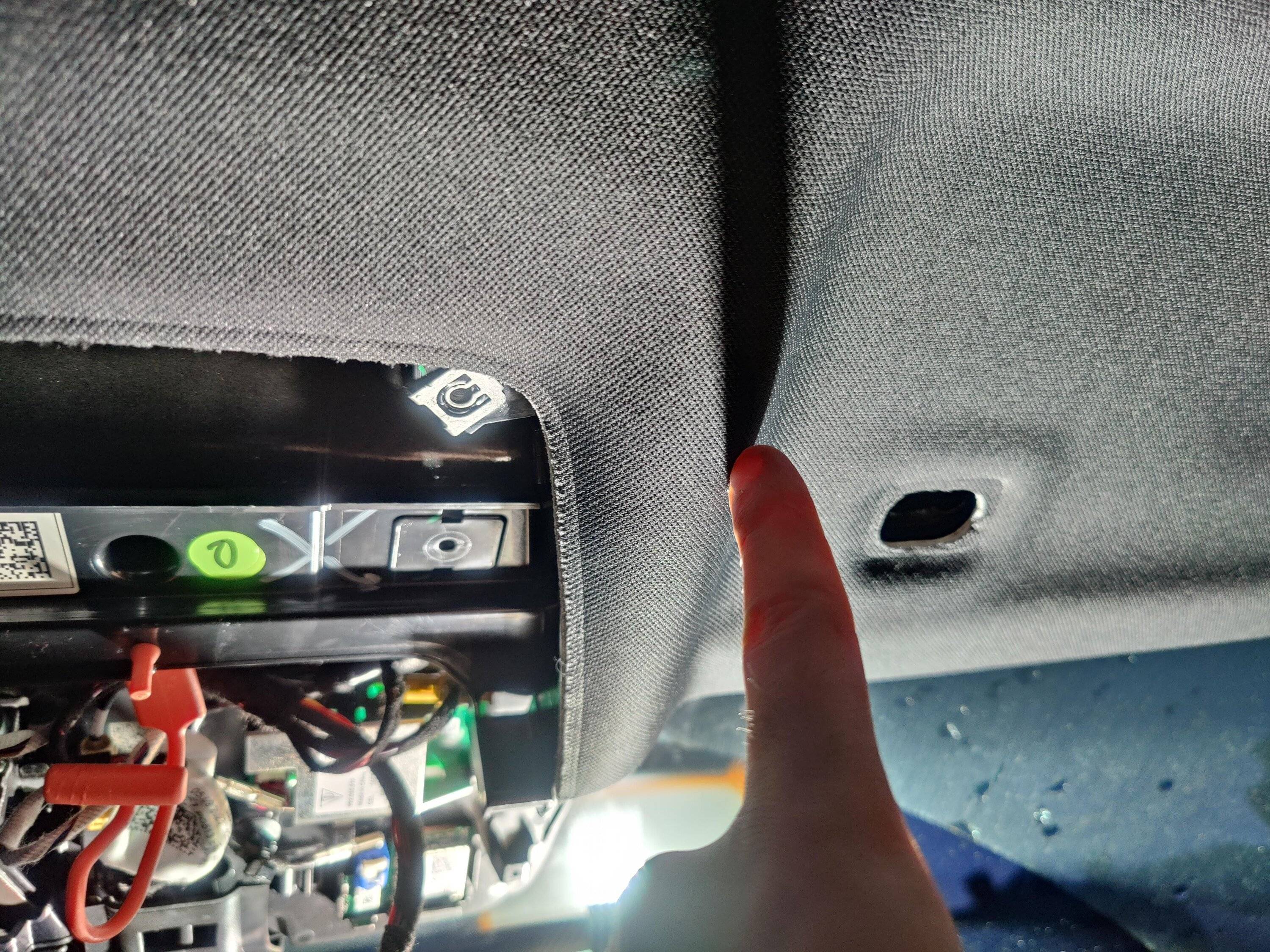Porsche Taycan Front and rear dashcam preparation option taycan1