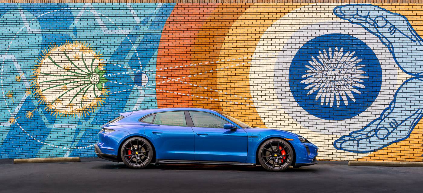Porsche Taycan NEPTUNE BLUE Taycan Club watsonmural-1400