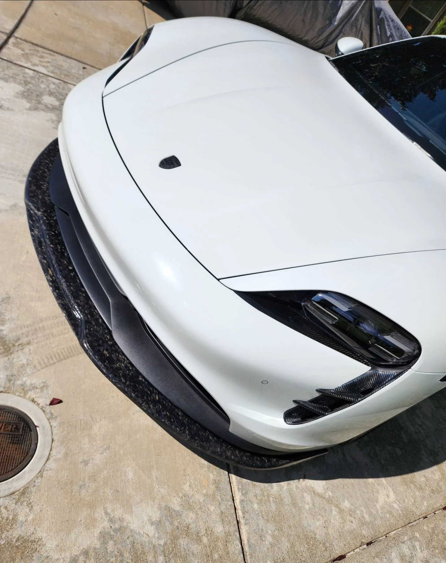 Porsche Taycan Differences Taycan 4S - Turbo S Spoiler? Screenshot_20240106_223843_Gallery
