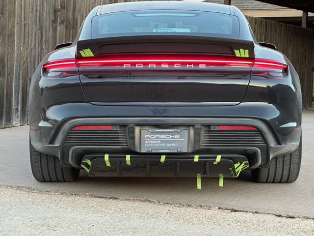 Porsche Taycan Differences Taycan 4S - Turbo S Spoiler? E52719F5-451F-4D13-B1D5-08D610E4B3B8