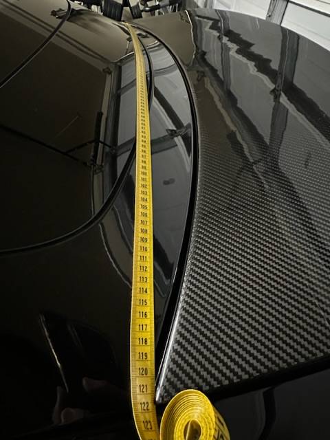 Porsche Taycan Differences Taycan 4S - Turbo S Spoiler? 5EEE3262-A8D8-4996-BCF3-2C33C92637CF