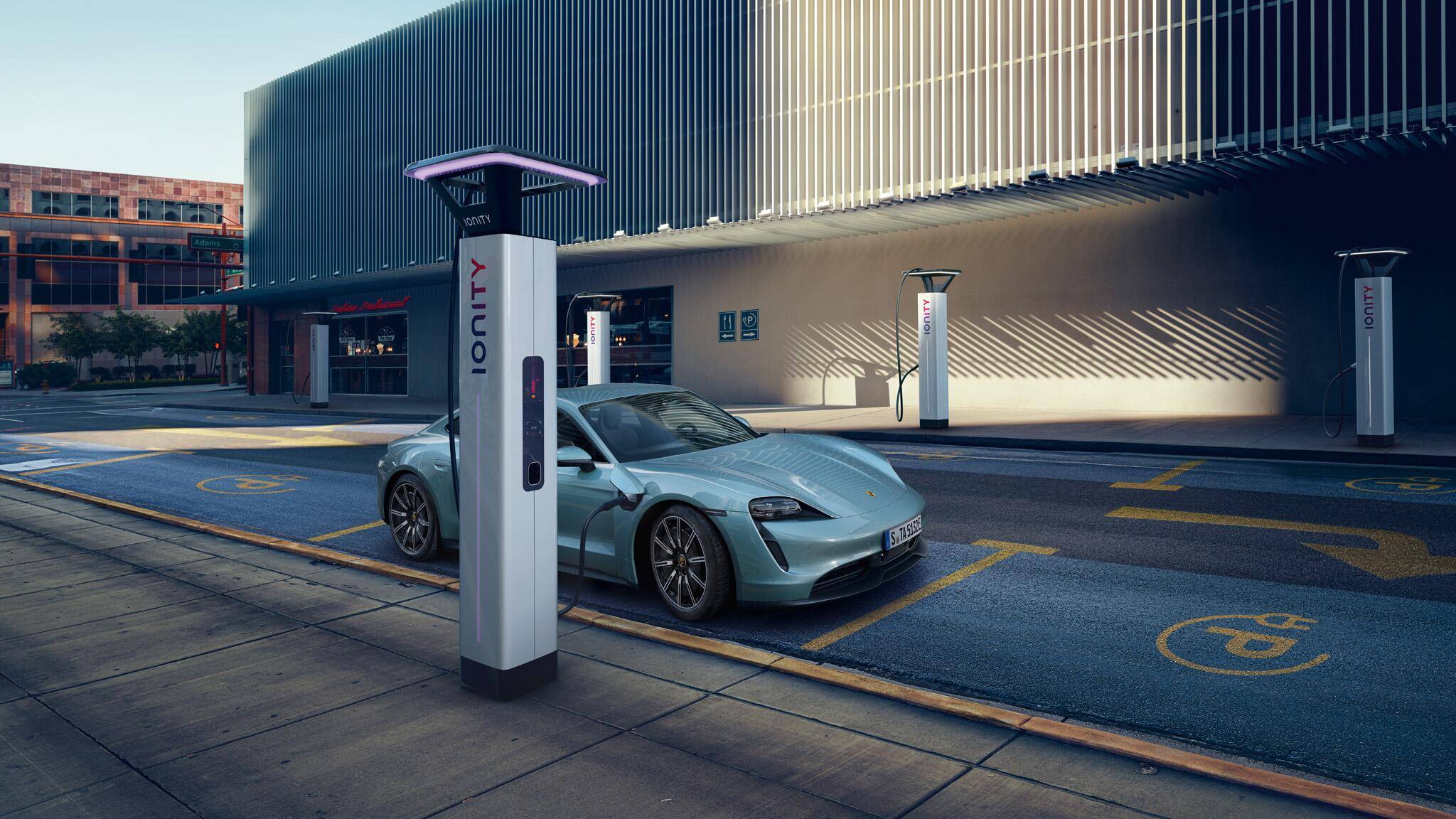 Porsche Taycan Vehicle limiting charging speed 1704995346112