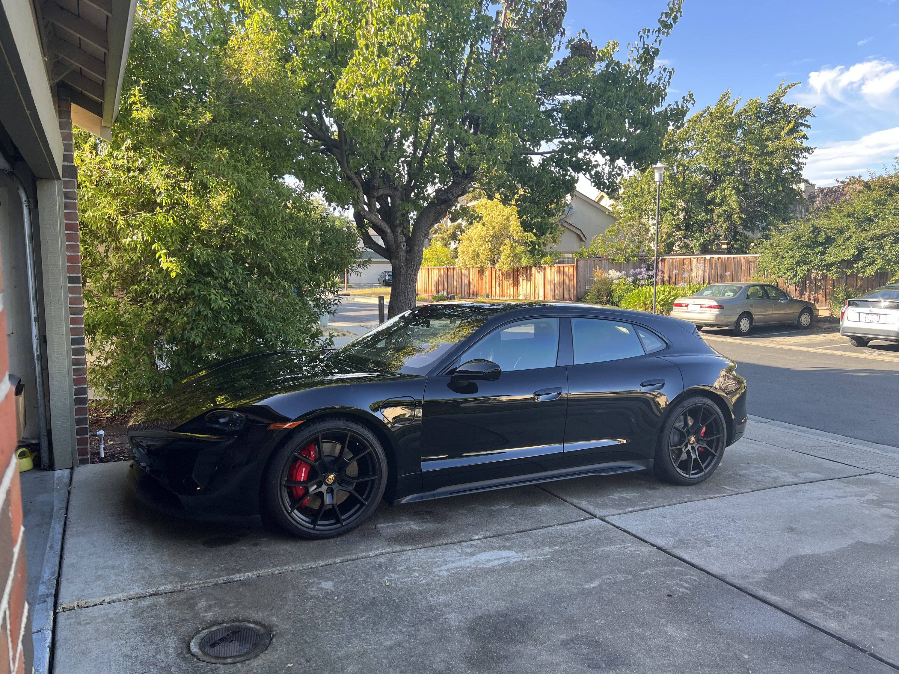 Porsche Taycan [SOLD] FS: 21” RS Spyder Wheelset IMG_4815