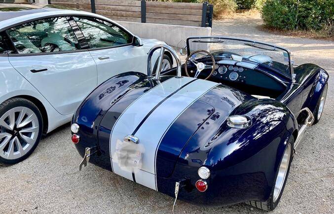 Porsche Taycan Members Say Hello Here! Tesla bdr.PNG