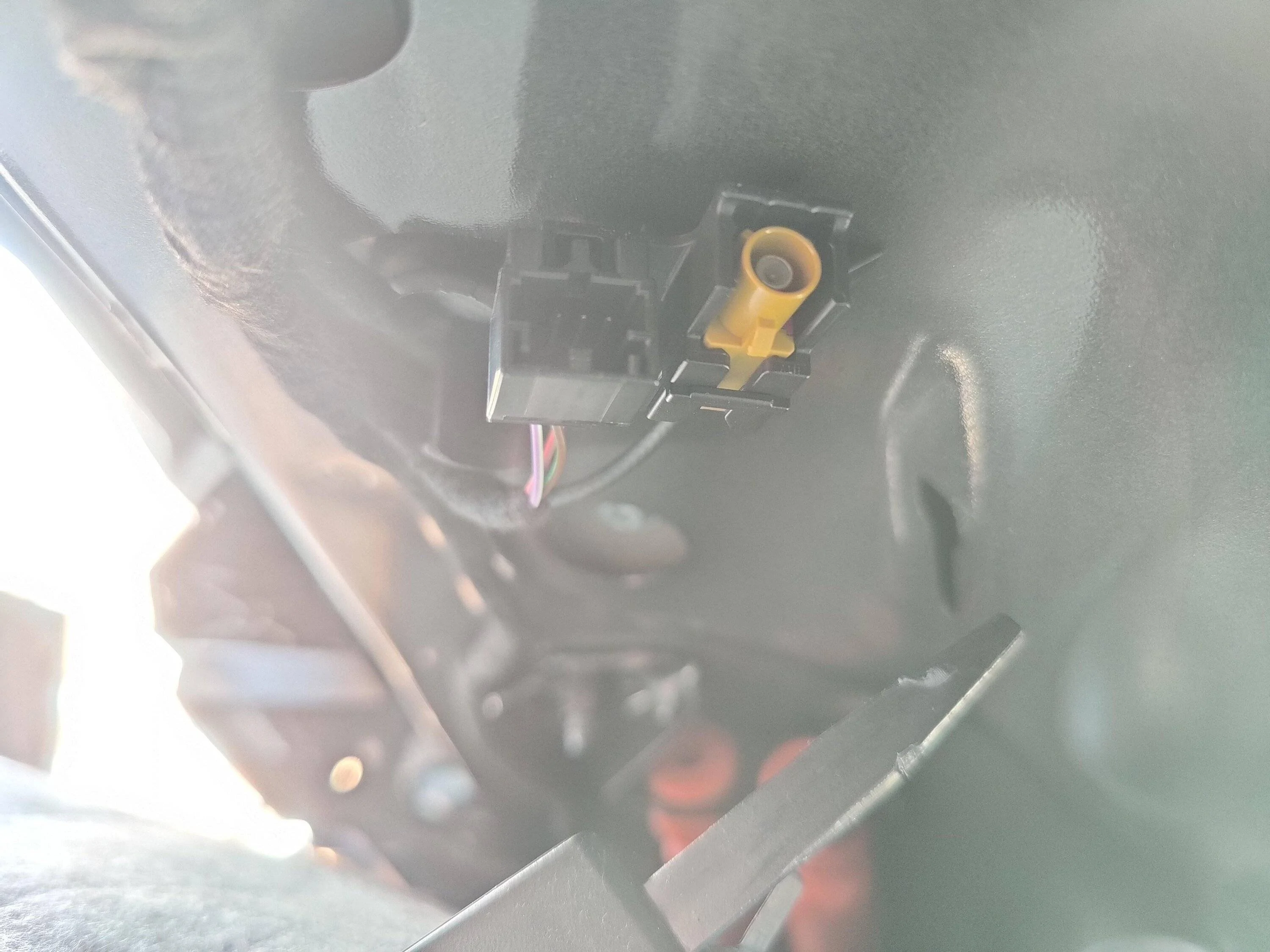 Porsche Taycan Front and rear dashcam preparation option taycan13