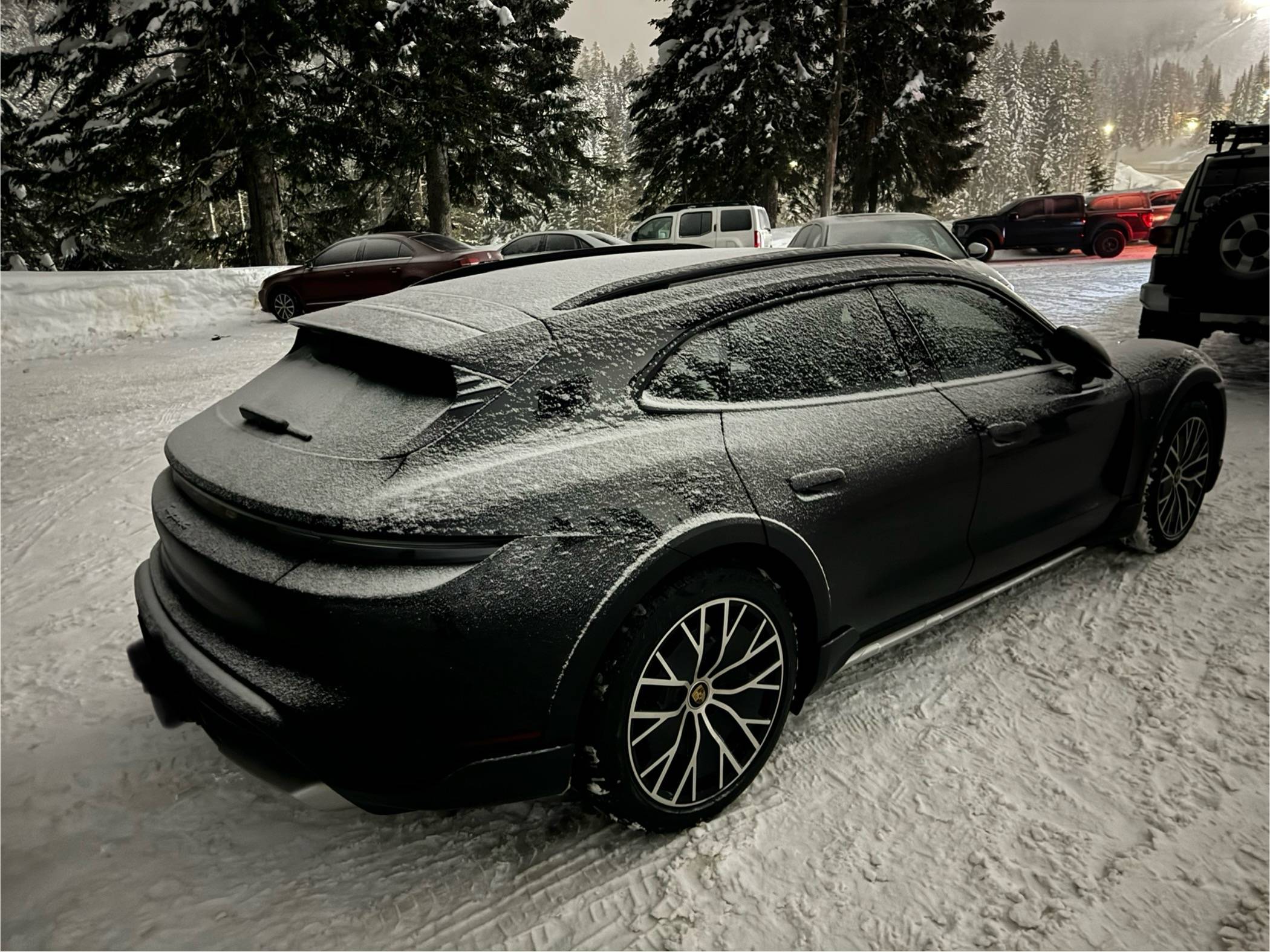 Porsche Taycan First ski trip with CT4 IMG_6084