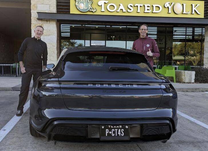Porsche Taycan Meet-Ups 1706542661034