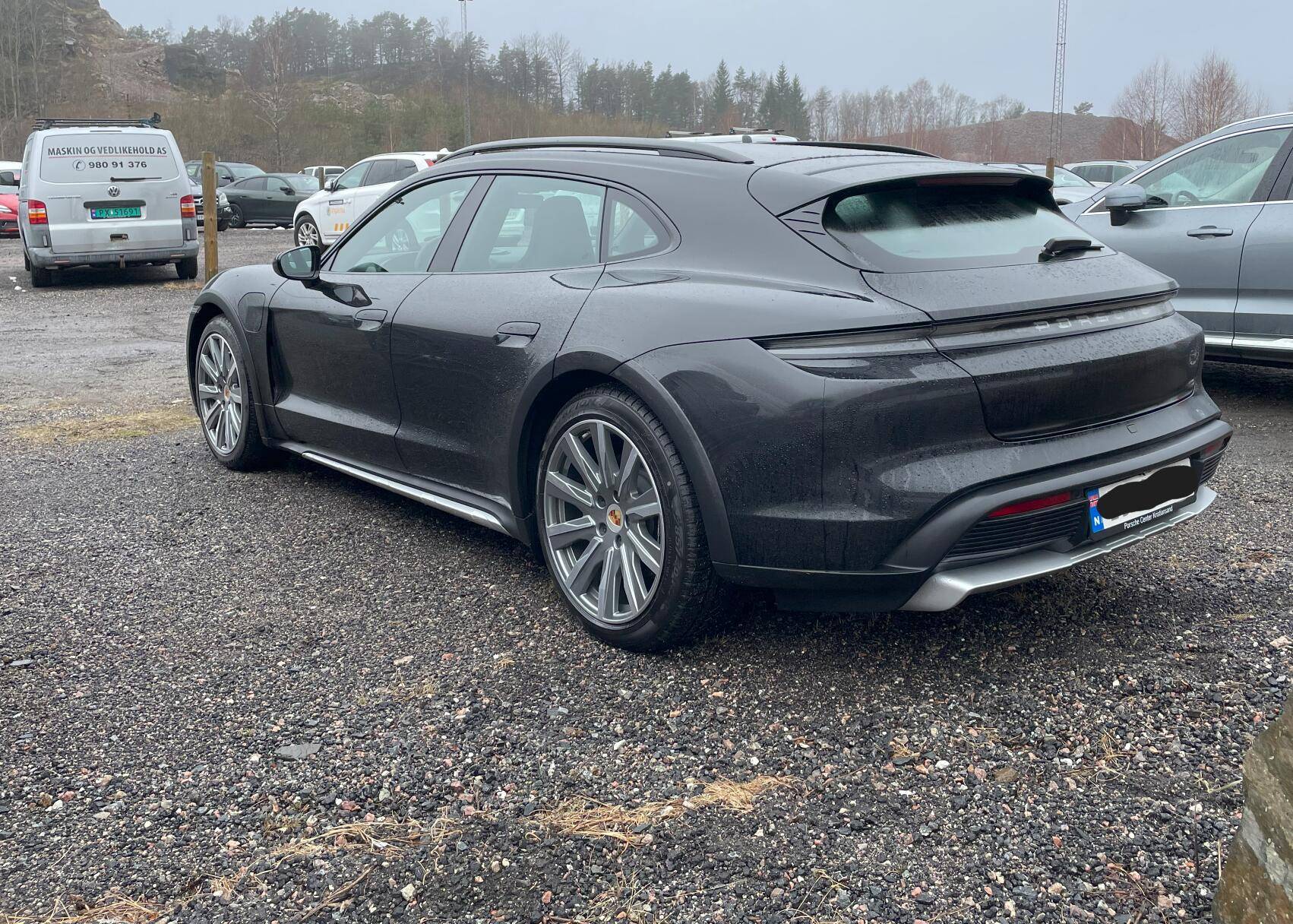Porsche Taycan Anyone regret going from 20s to 21s? TEquipment
