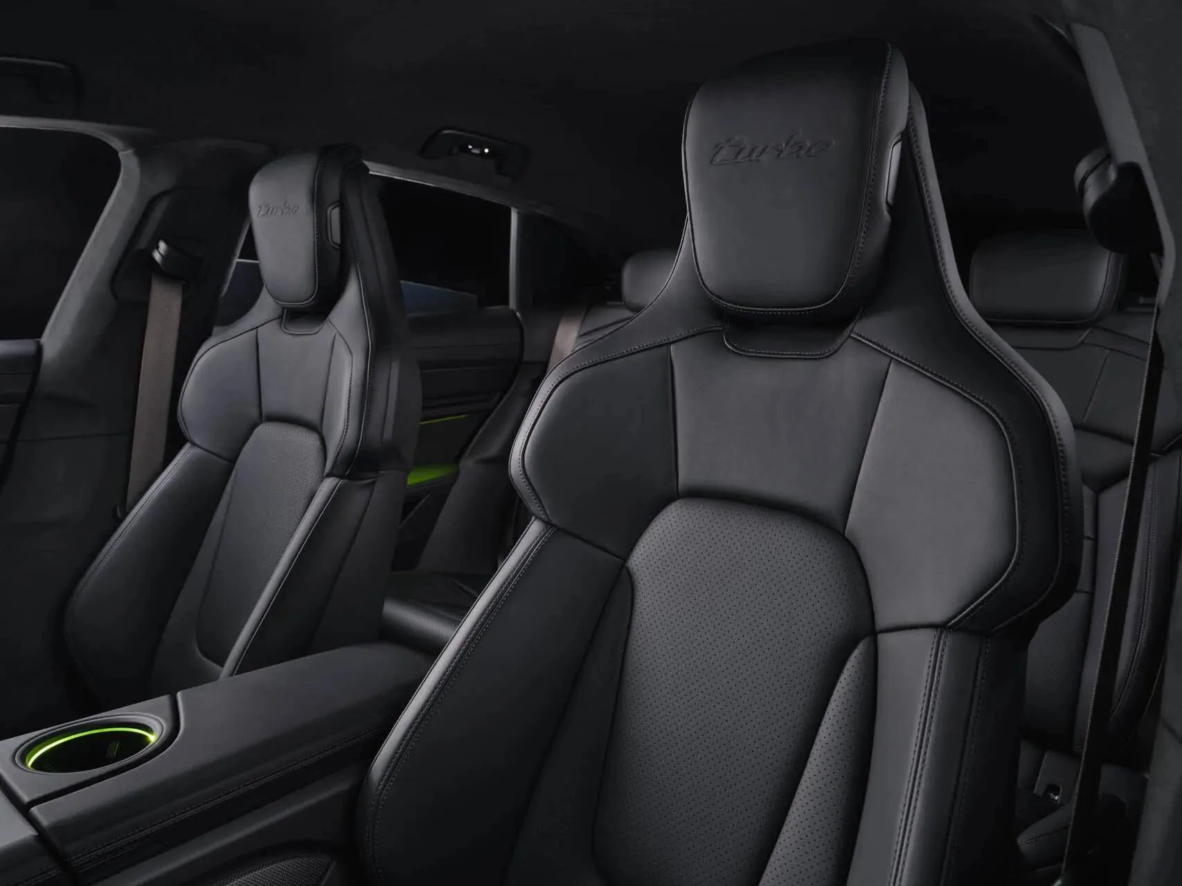 Porsche Taycan 🚨 2025 Taycan Officially Revealed! Specs, Wallpaper Photos, Videos & US Pricing porsche-taycan_100917200_h