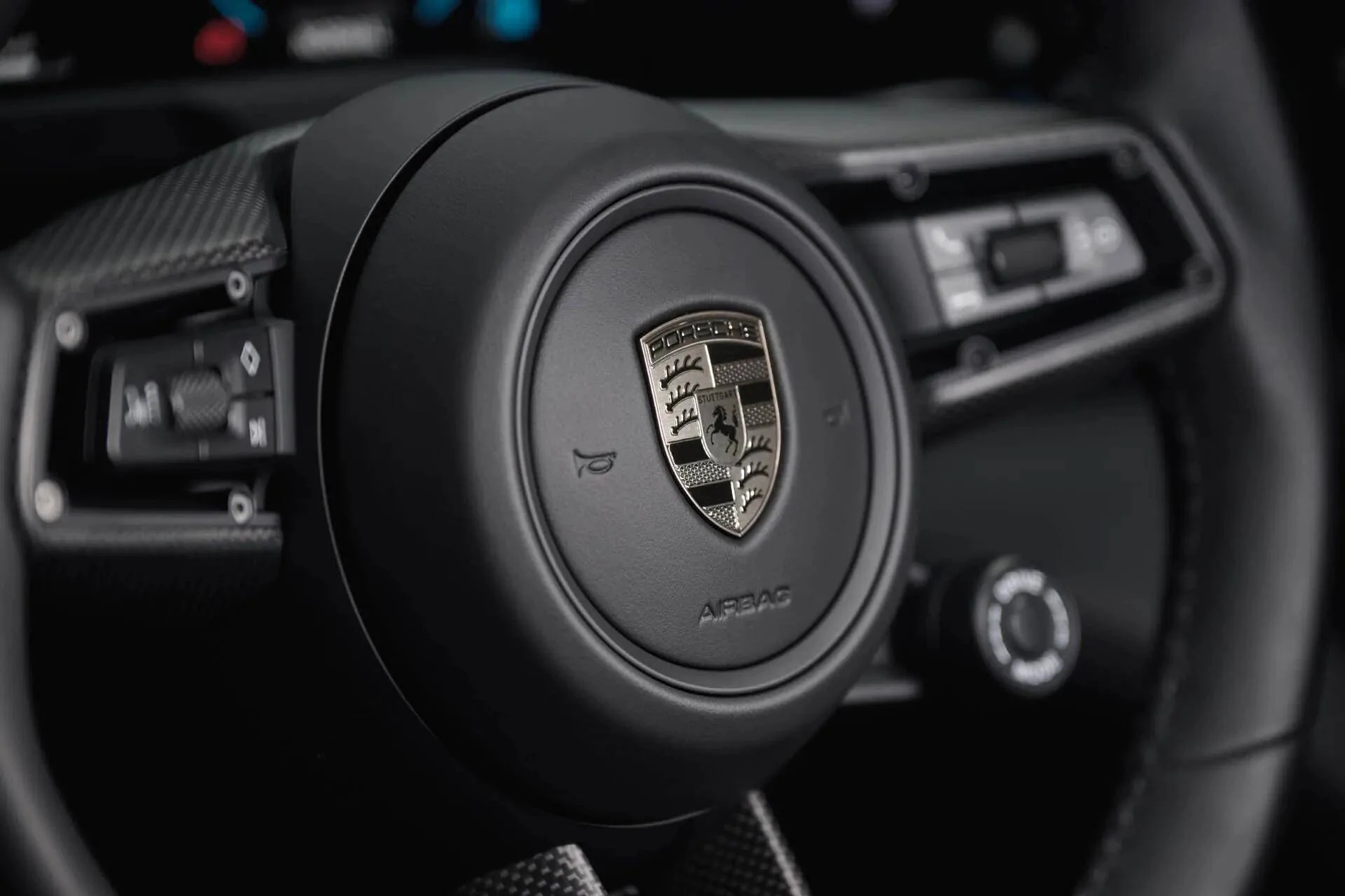Porsche Taycan 🚨 2025 Taycan Officially Revealed! Specs, Wallpaper Photos, Videos & US Pricing porsche-taycan_100917199_h