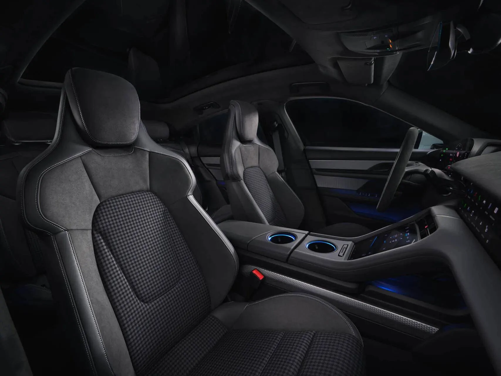 Porsche Taycan 🚨 2025 Taycan Officially Revealed! Specs, Wallpaper Photos, Videos & US Pricing porsche-taycan_100917186_h