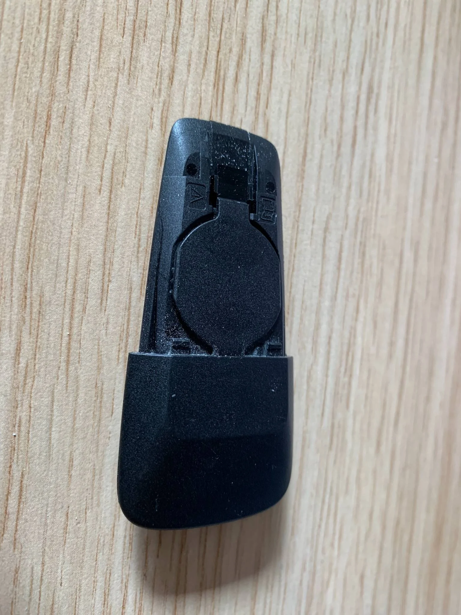 Porsche Taycan Alarm fob battery IMG_1273