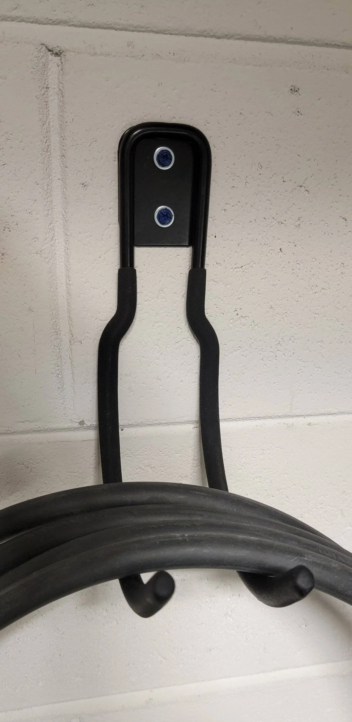 Porsche Taycan Cable management. 1000001768