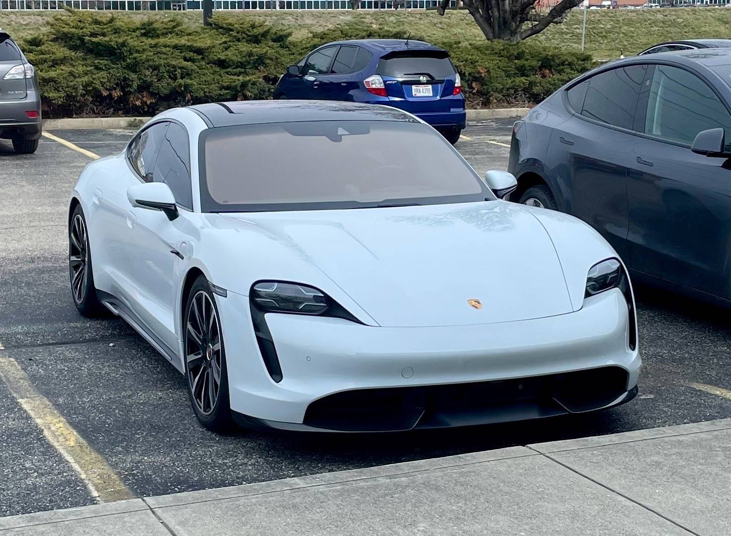 Porsche Taycan What a beautiful car.. IMG_5343