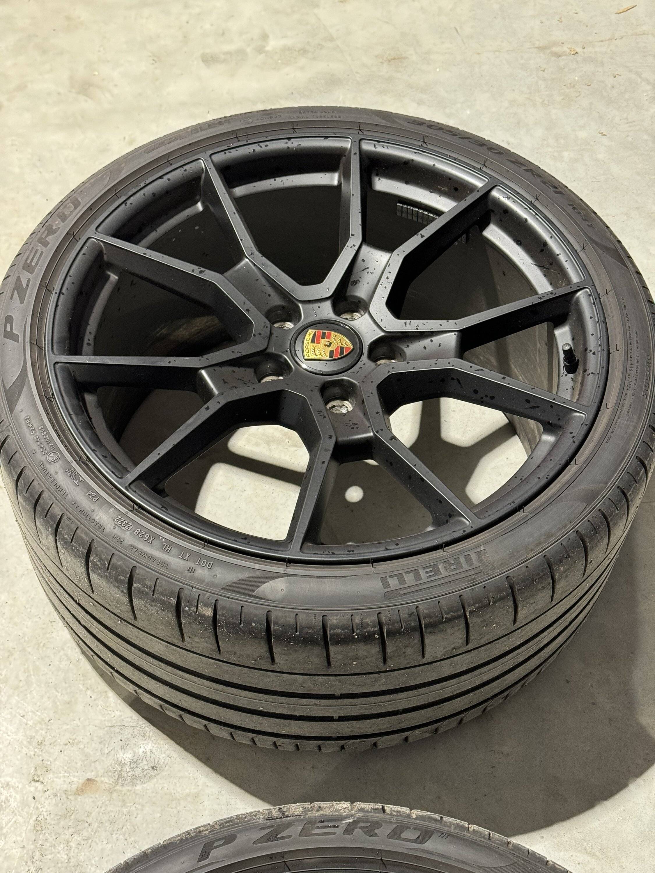 Porsche Taycan 21 inch RS Spyder GTS wheels IMG_0362