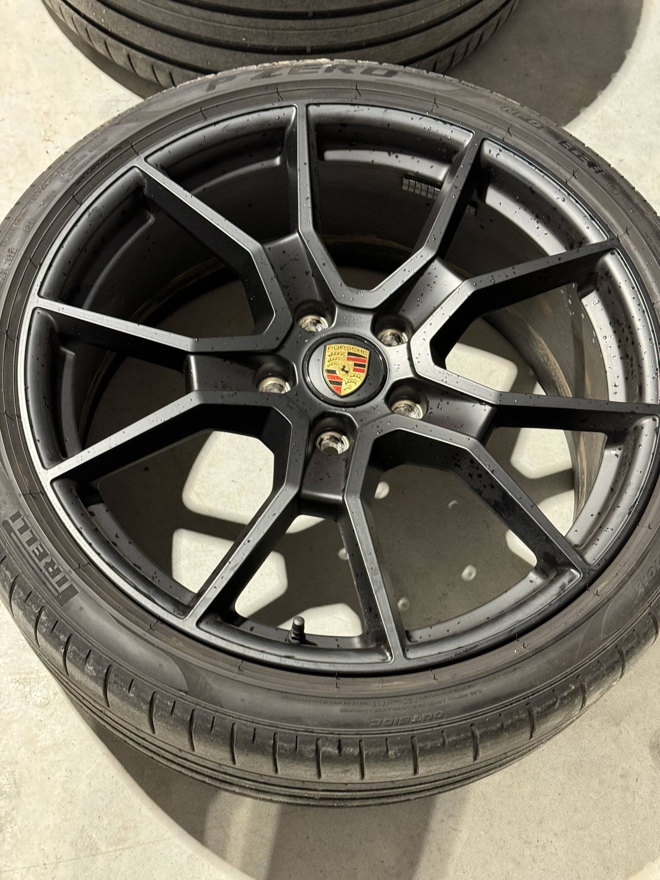 Porsche Taycan 21 inch RS Spyder GTS wheels IMG_0361