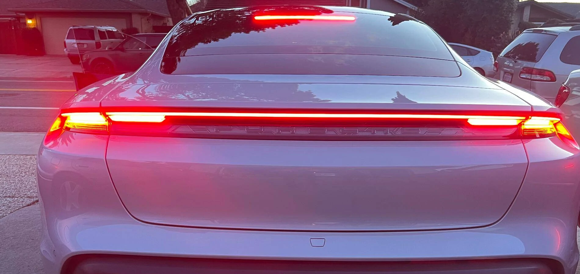 Porsche Taycan Rear lights color in USA IMG_0448