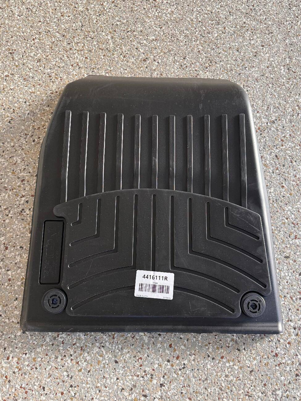 Porsche Taycan FS: WeatherTech All-Weather Mat (Passenger Front ONLY) - NEW IMG_9899