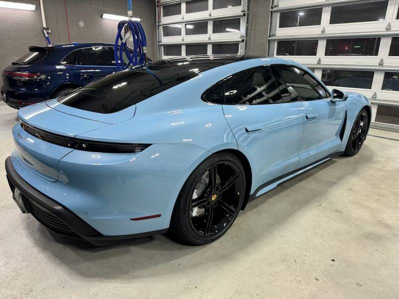 Porsche Taycan FROZEN BLUE Taycan Club IMG_7259