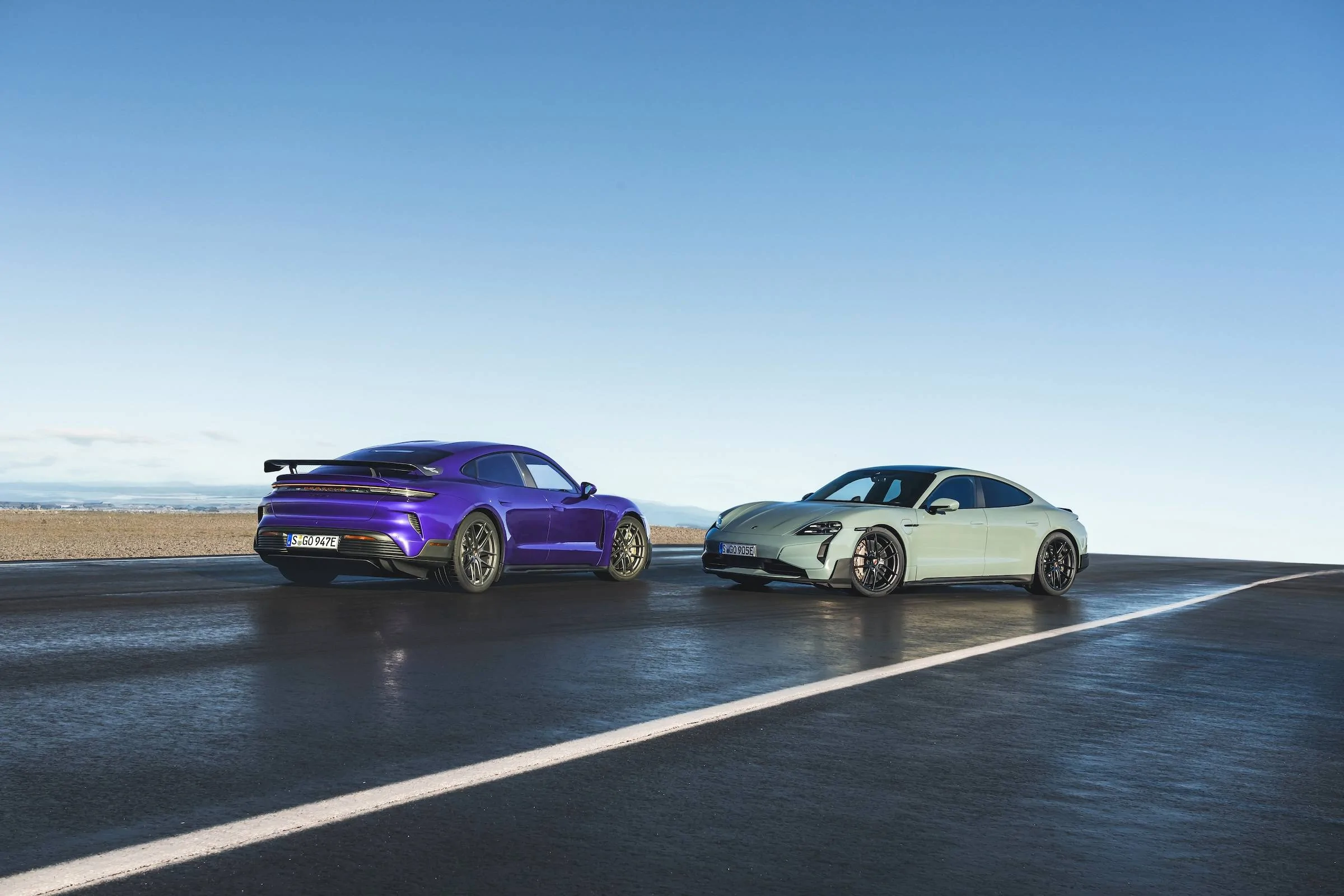 Porsche Taycan World Premiere: 2025 Taycan Turbo GT and Taycan Turbo GT with Weissach Package S24_0343_fin