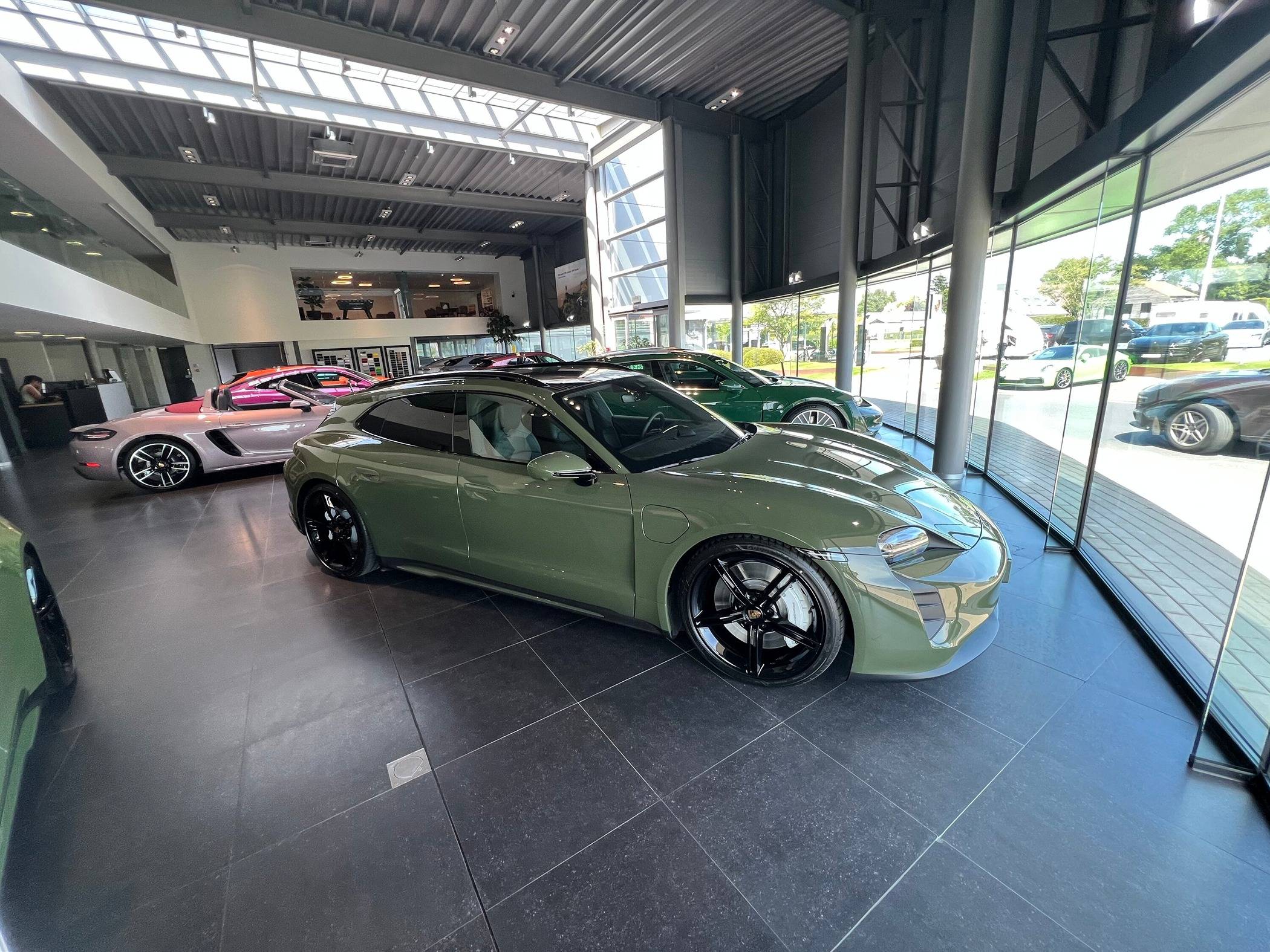 Porsche Taycan 🎨 PTS: PAINT TO SAMPLE Taycan Club & Photos Thread 4A7B27E6-13EC-4575-AA11-6BFADB809B4D