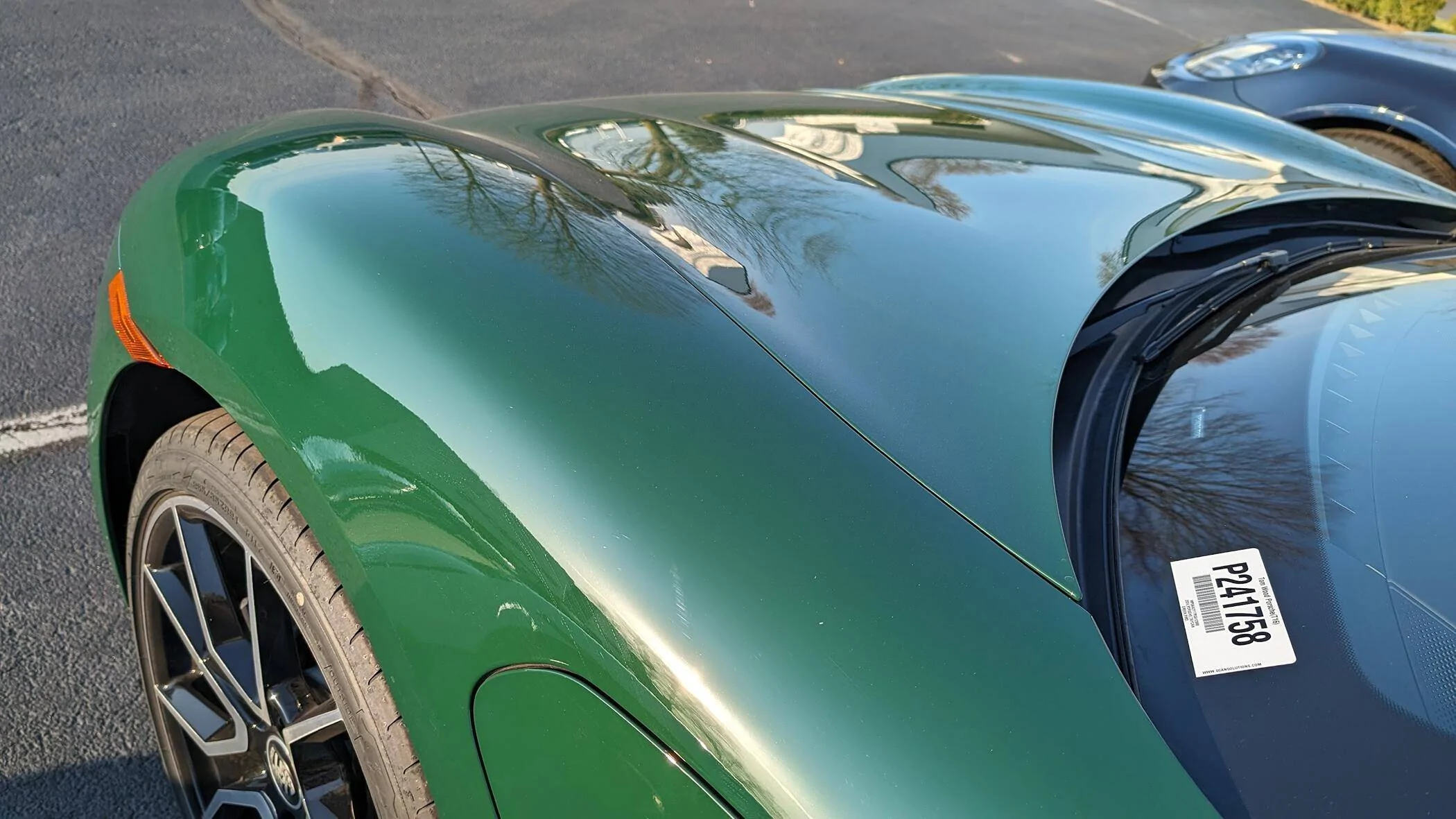 Porsche Taycan 🎨 PTS: PAINT TO SAMPLE Taycan Club & Photos Thread 1710380180511-kr