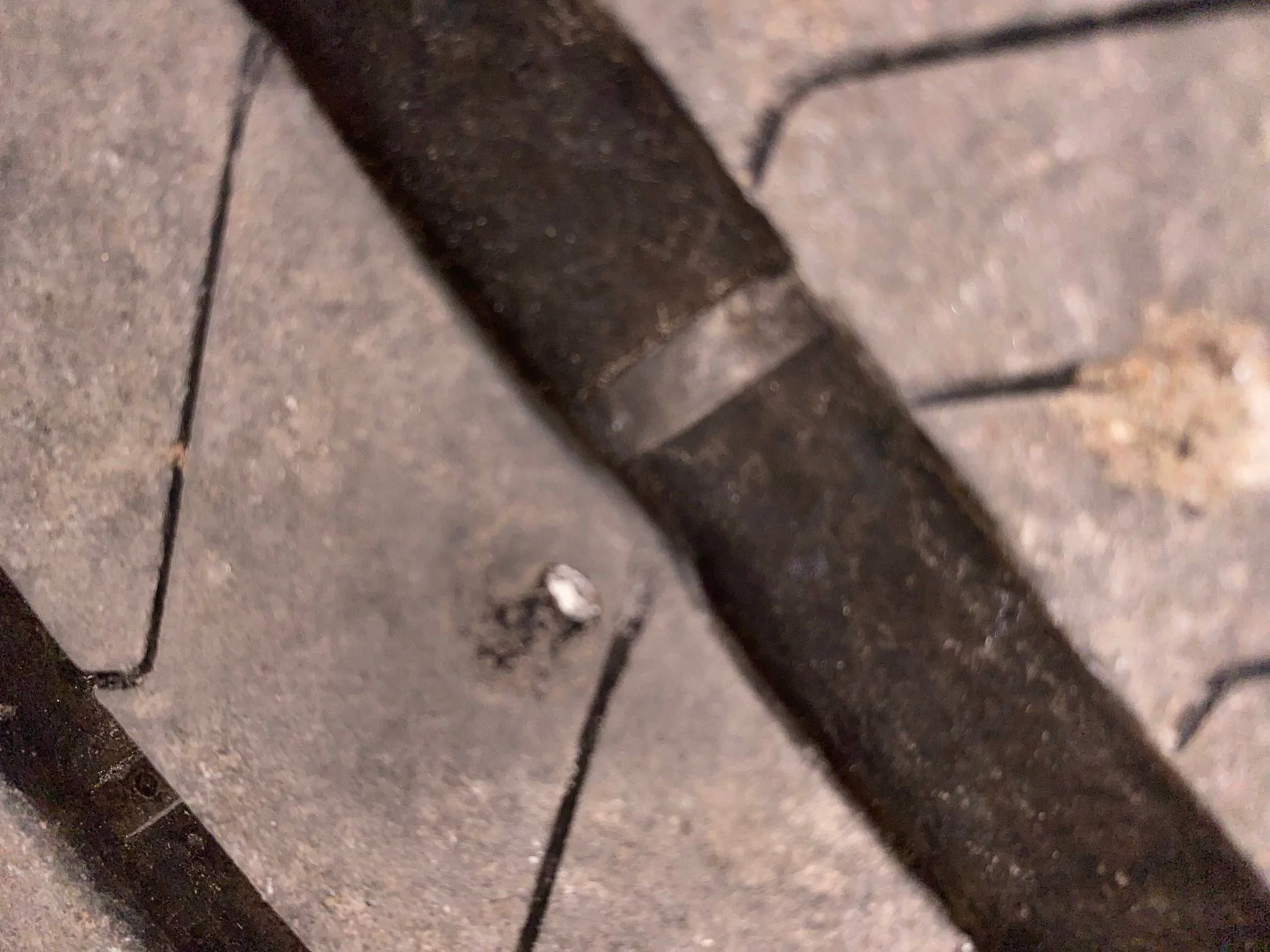 Porsche Taycan Puncture tir
