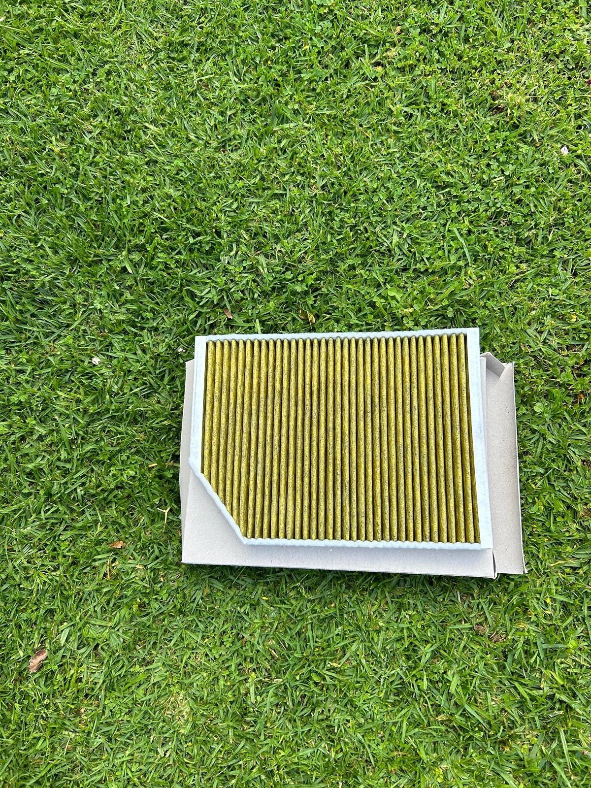 Porsche Taycan How to Replace the cabin filter in your Taycan IMG_3752