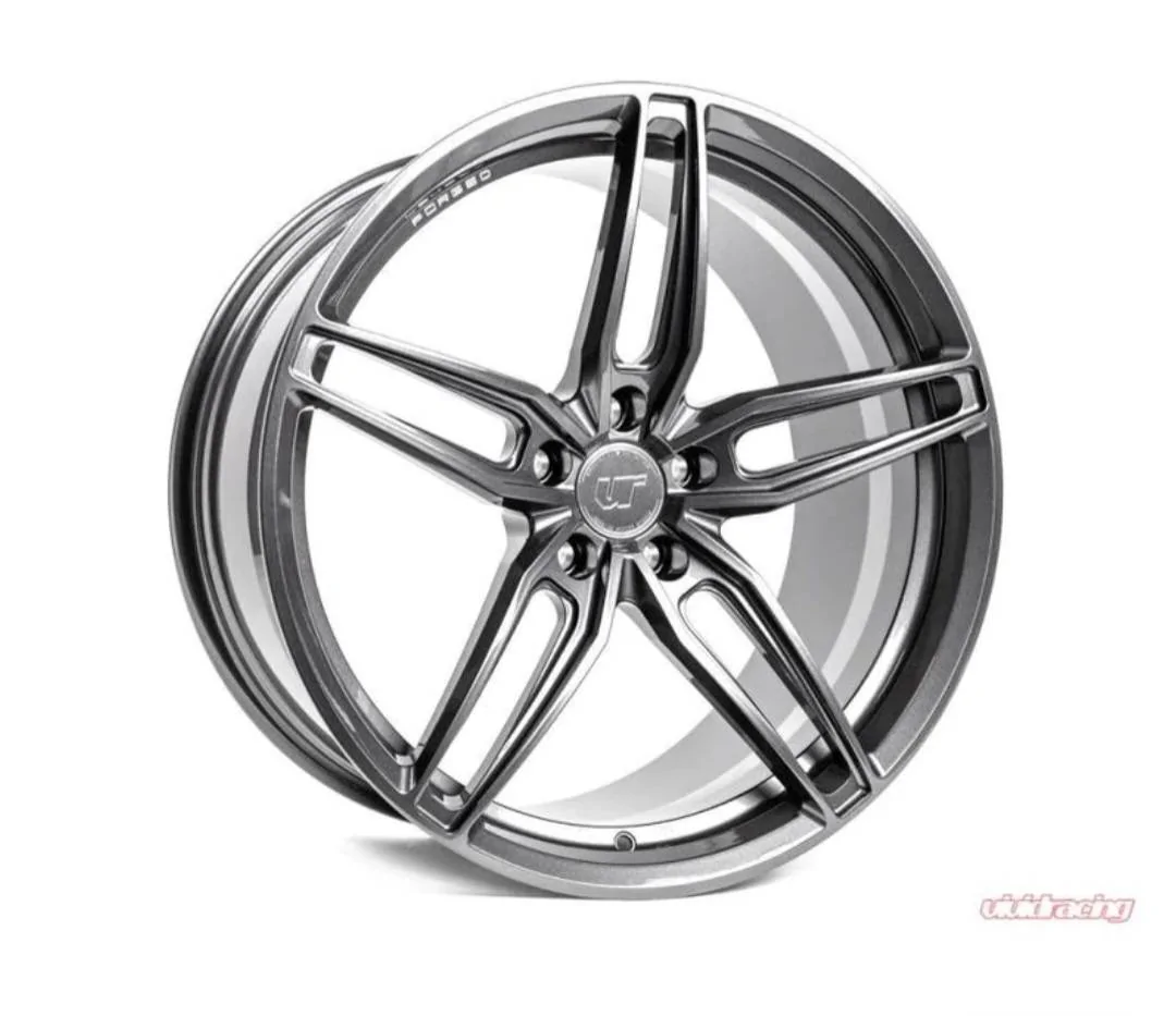 Porsche Taycan VR Forged D10 Wheels - Center Caps Screenshot_20240330_163154_Chrom