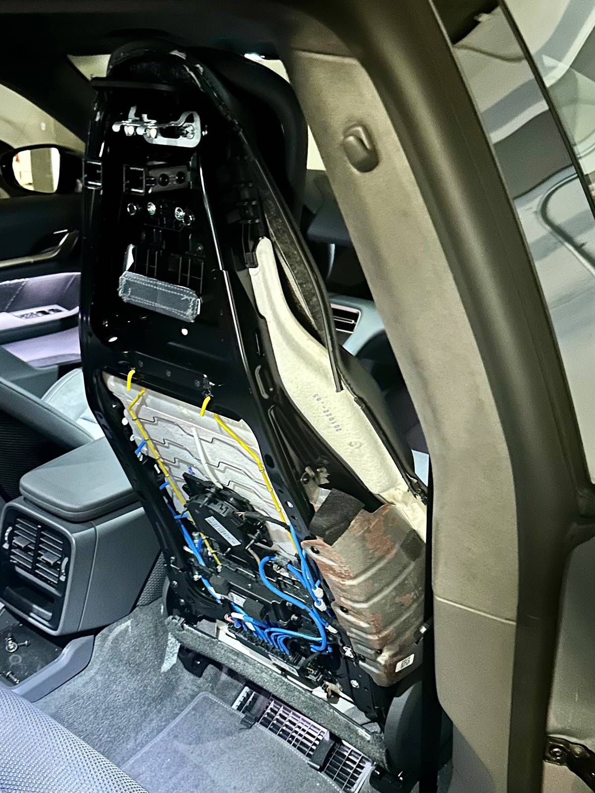 Porsche Taycan Carbon fiber seat back covers with installation steps IMG_1674
