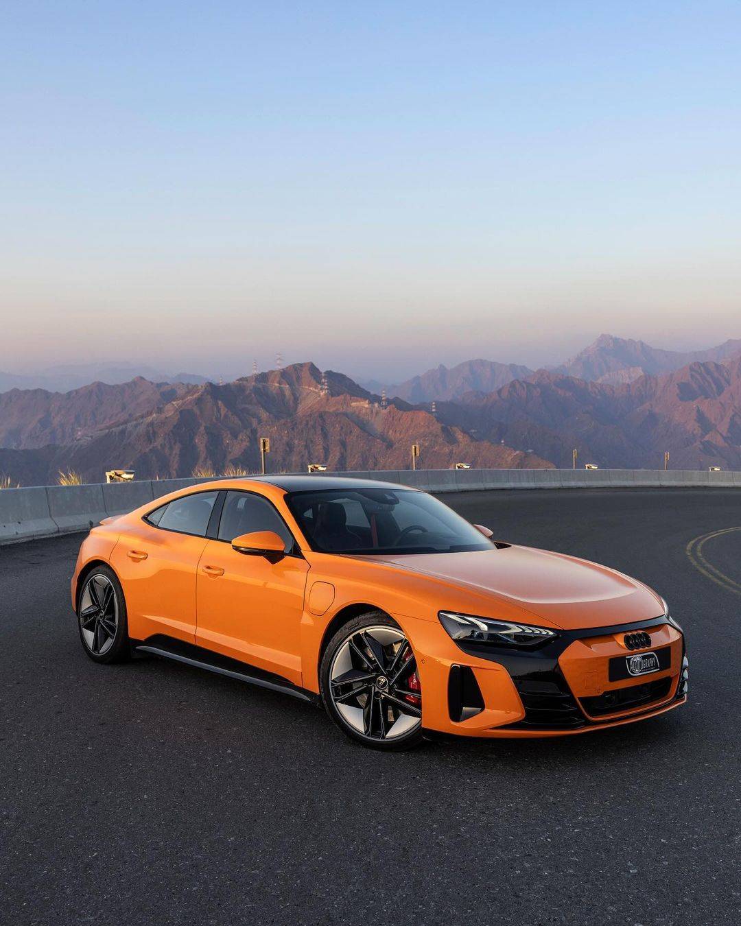 Porsche Taycan Audi Exclusive colors  for the E-Tron GT Snapinsta.app_441058449_1454238985524379_9167216266765468835_n_1080