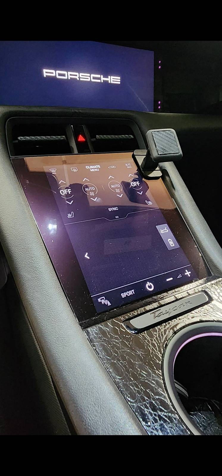 Porsche Taycan Phone holder? Screenshot_20240509_173509_Gallery