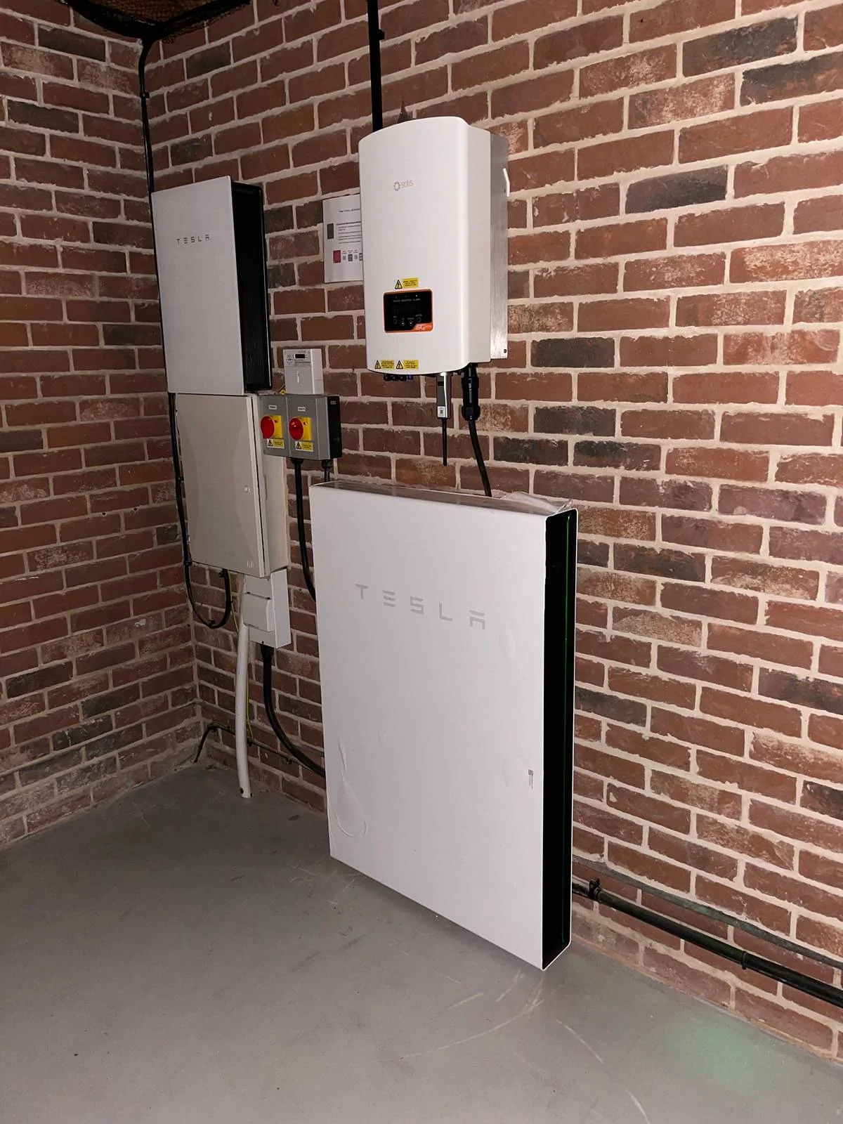 Porsche Taycan Solar install, batteries, exporting and ev tariffs IMG_0837