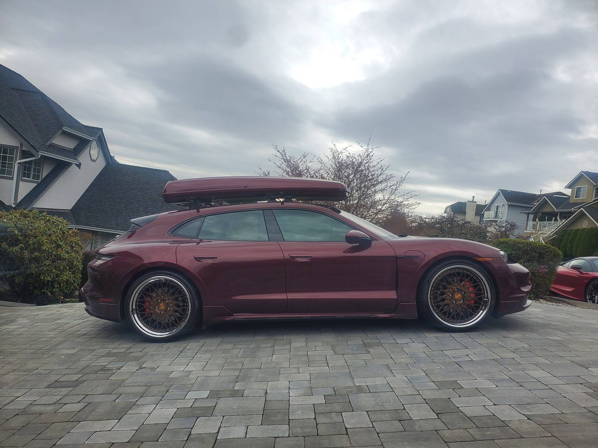 Porsche Taycan Satin matte wrap + Vossen HF5 20240402_121714