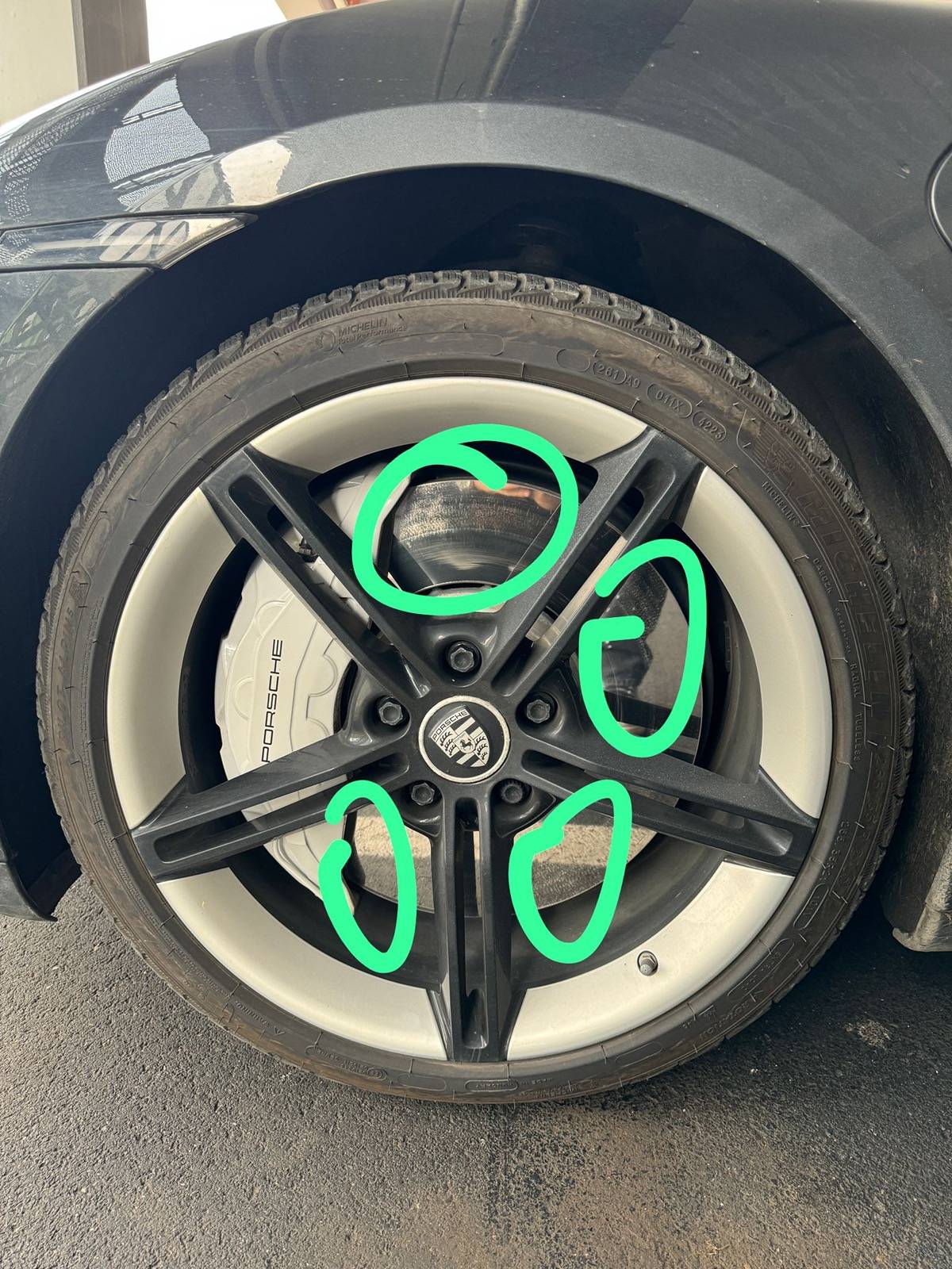 Porsche Taycan PSCB Brake discs / rotors cracked 583aa064-abd2-4925-856c-c6dd05091197.JPG