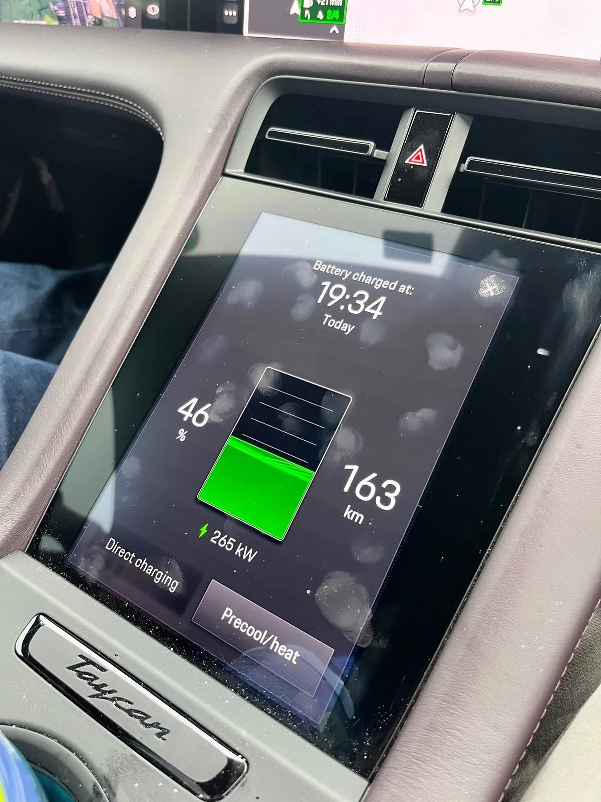 Porsche Taycan Charging at 269 kW IMG_0037