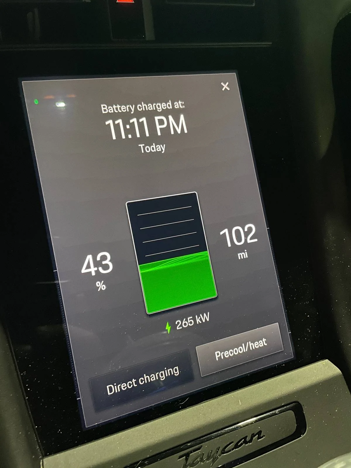 Porsche Taycan Charging at 269 kW IMG_1104