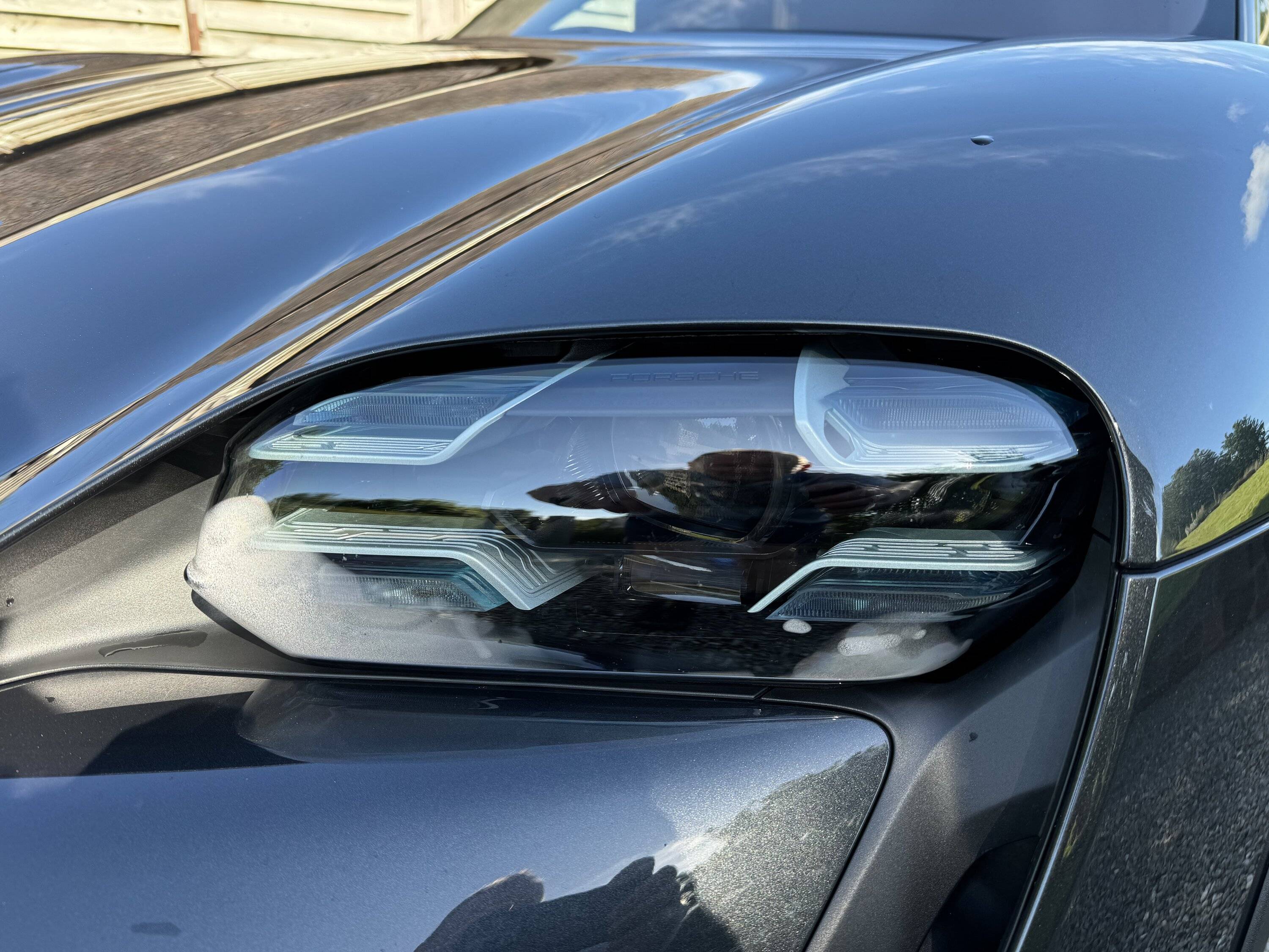 Porsche Taycan Headlight condensation IMG_0305